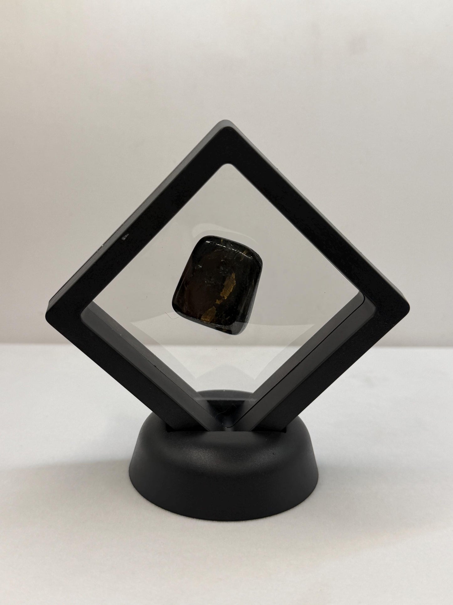 Fiery Flash Nuummite Stone: Greenland Sorcerer's Gem, Macrame Necklace