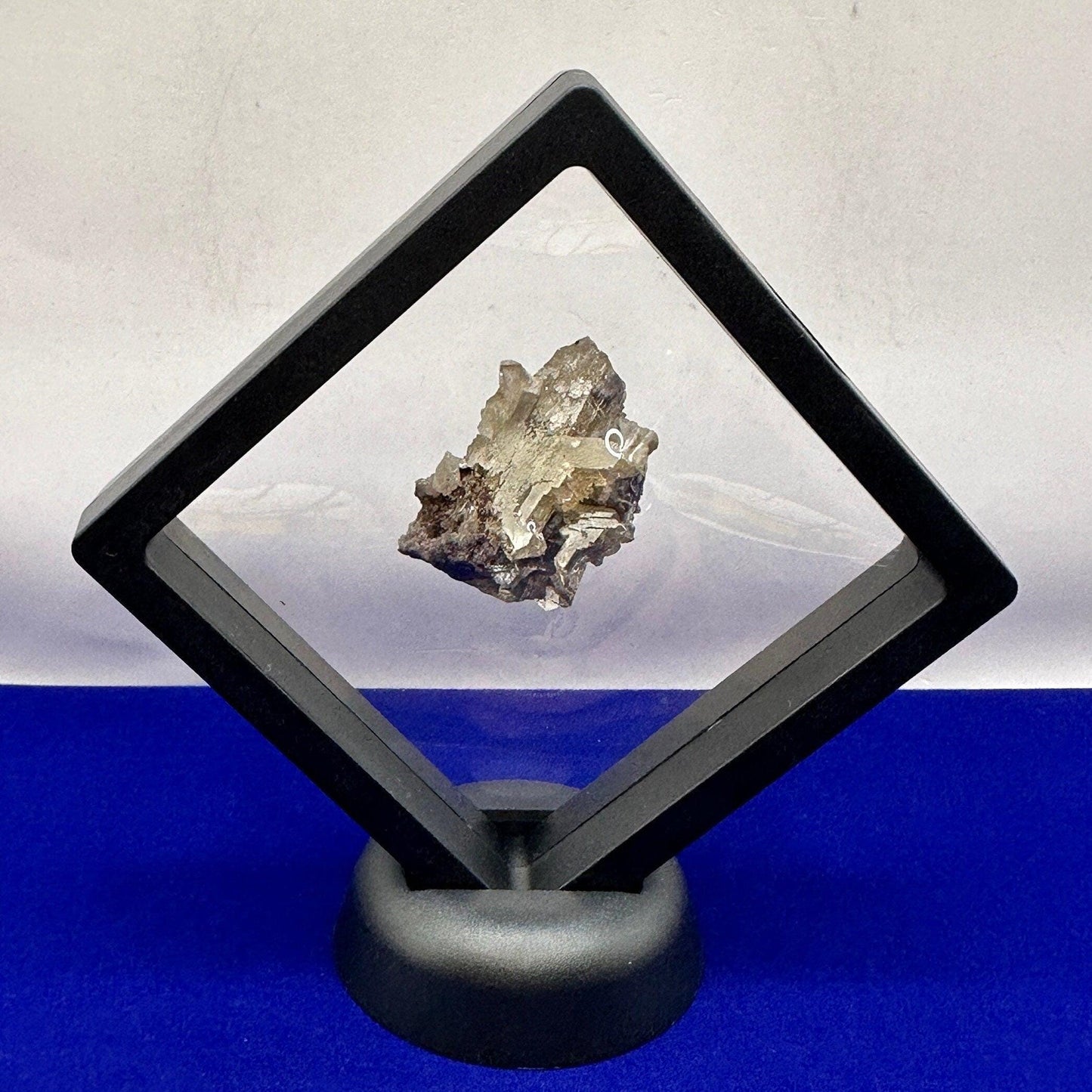 Cerussite Crystal, Namibia, Meditation, Energy Healing, Cerussite, Crystal Collection, Reiki Energy, Florescent Crystal, 50.92 grams