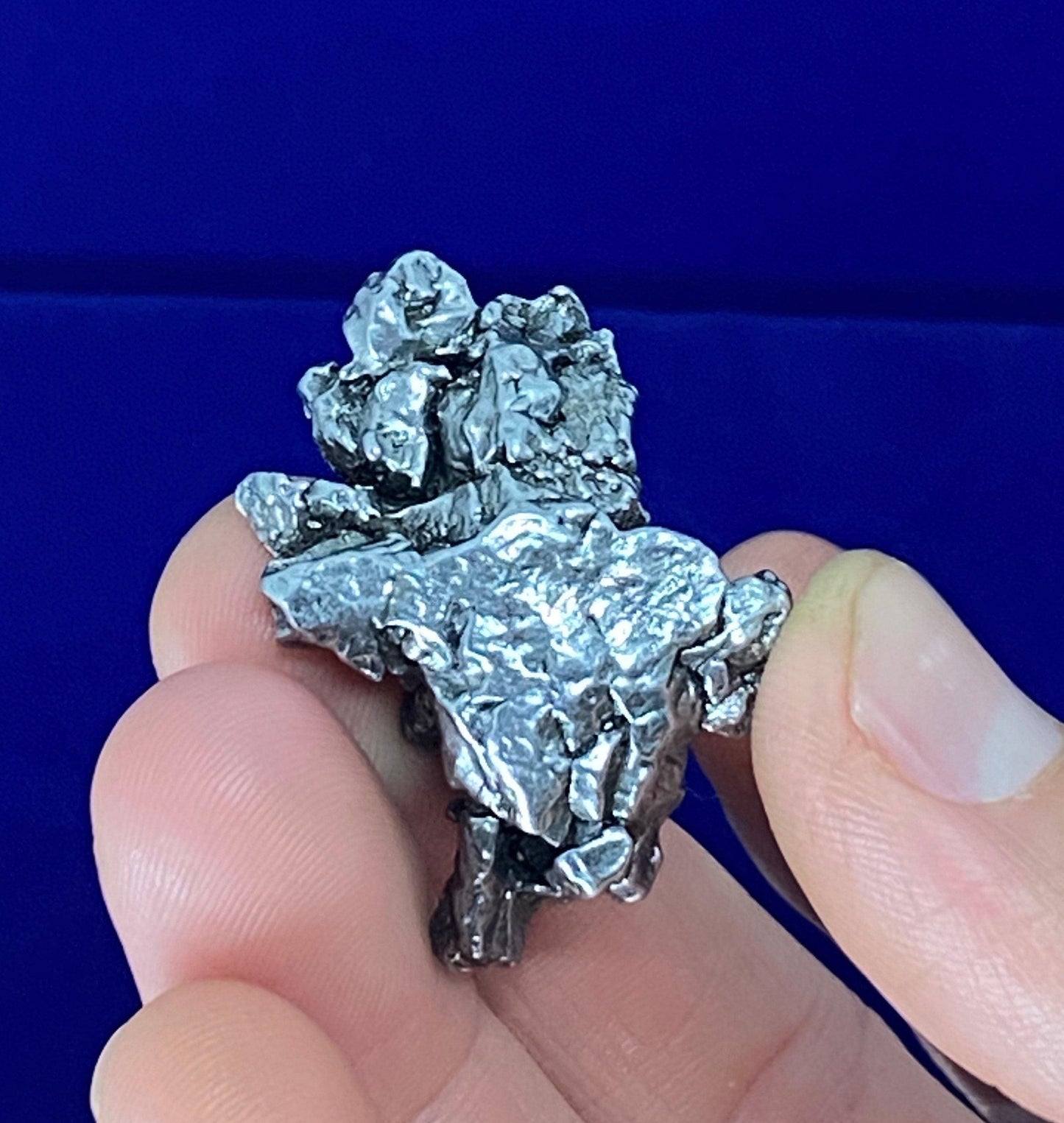 Meteorite Specimen Campo del Cielo 27.79 grams, comes with a display case and a magnifying cube, a beautiful gift from the Cosmos