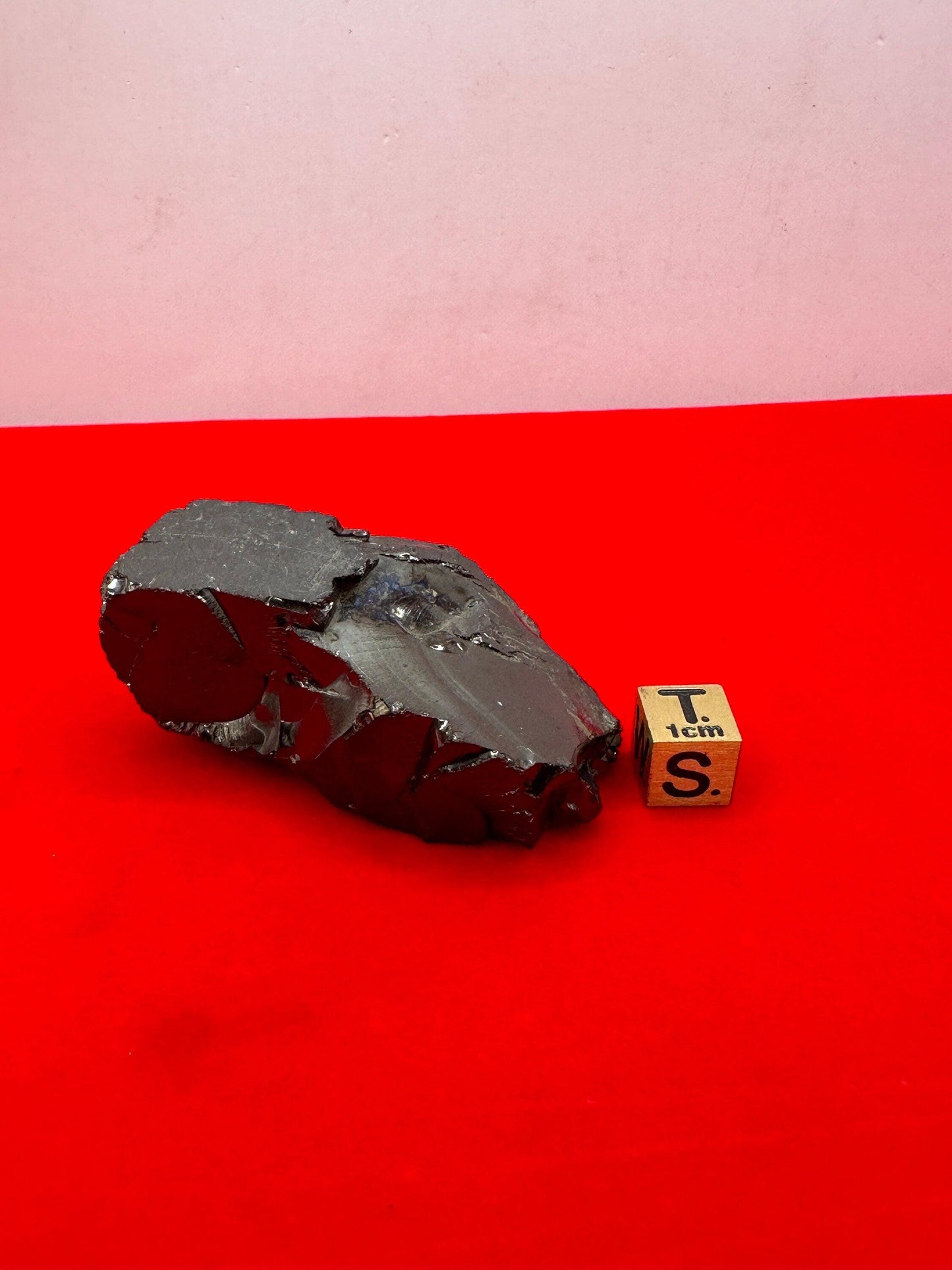 Shungite Specimen from Colombia, Rare and beautiful piece, High Quality, EMF Protection, Meditation, Reiki, Sleep Improvement, 40.61 grams