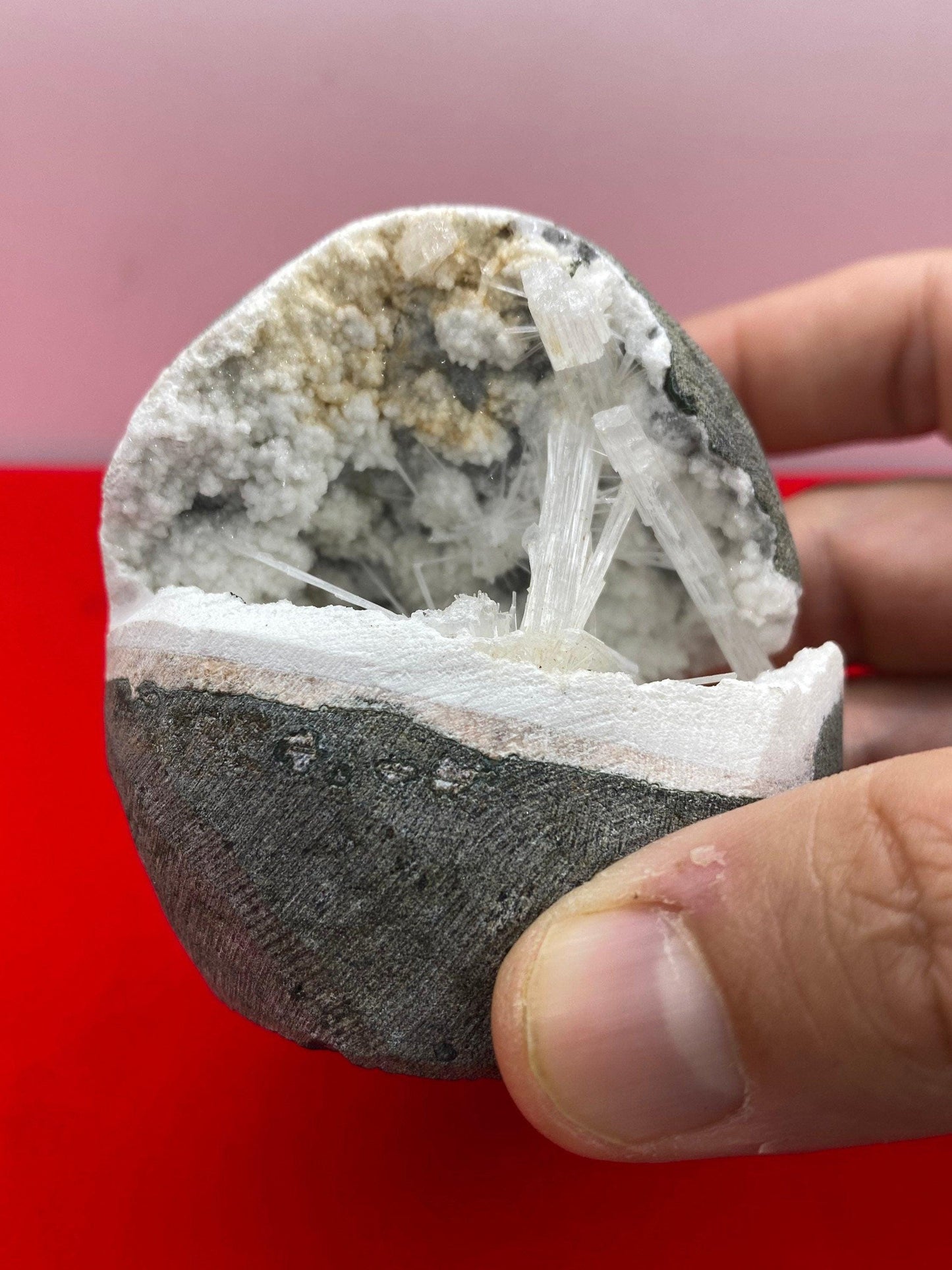 Beautiful AAA-Grade Scolecite Geode Cathedral, Peace, Scolecite, Third Eye, Dreamwork, Lucid Dreams, Rock Collection, 222 grams