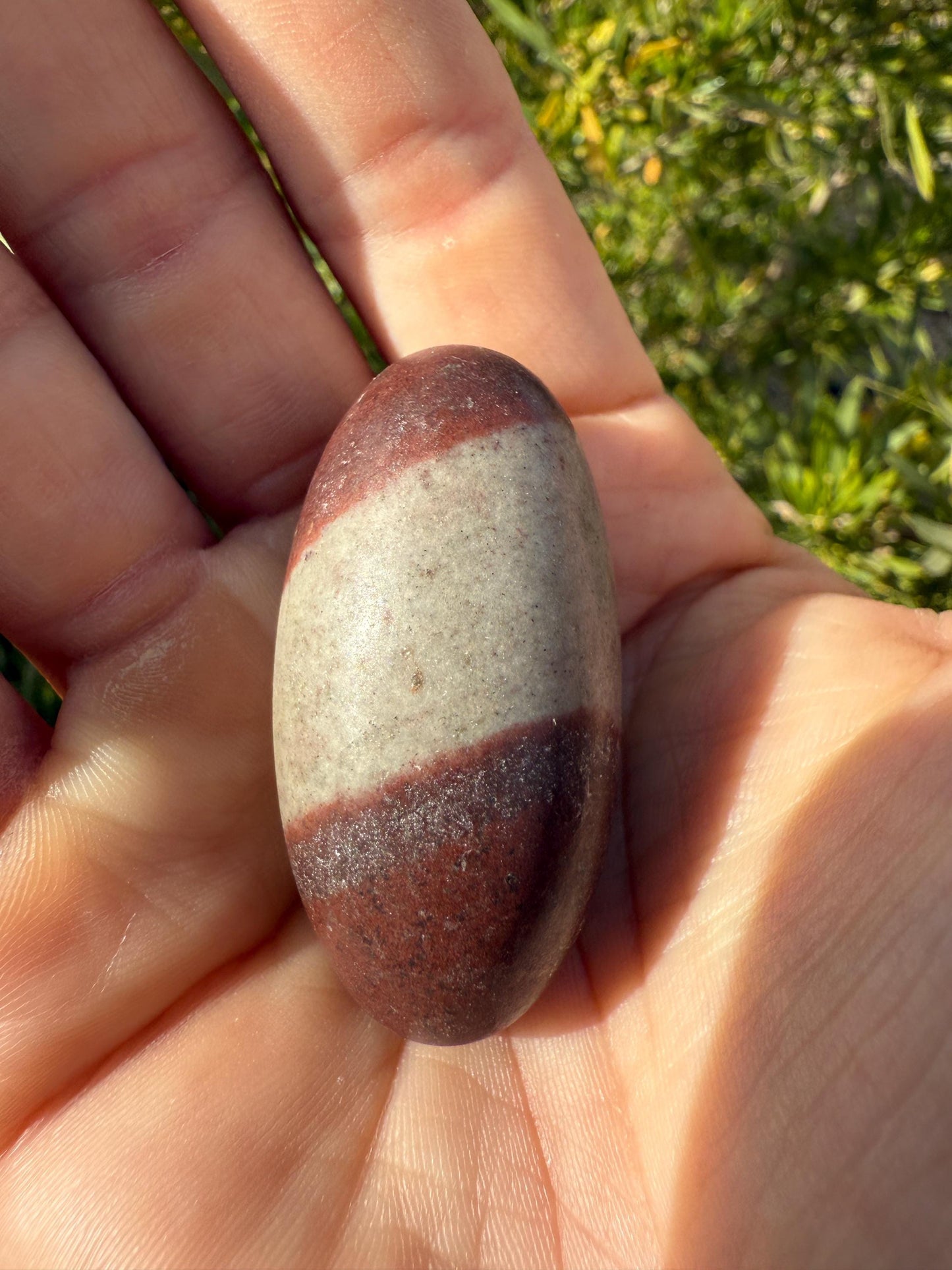 Beautiful Shiva Lingam, India, Hindu God, weighs 1.5 ounces, Shiva, Fertility Stone, Energy Work, Reiki, Rock Collection