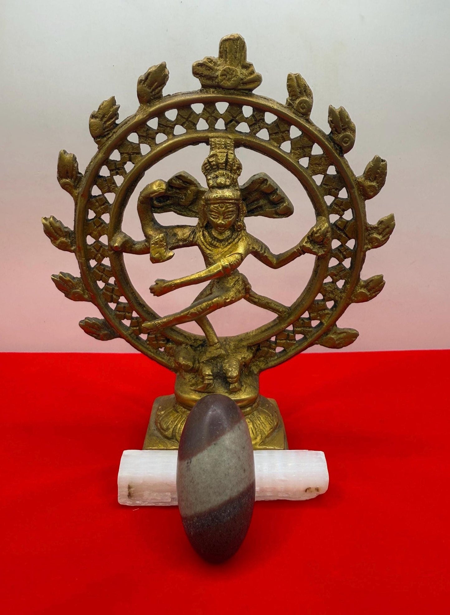 Beautiful Shiva Lingam, India, Hindu God, weighs 1.5 ounces, Shiva, Fertility Stone, Energy Work, Reiki, Rock Collection