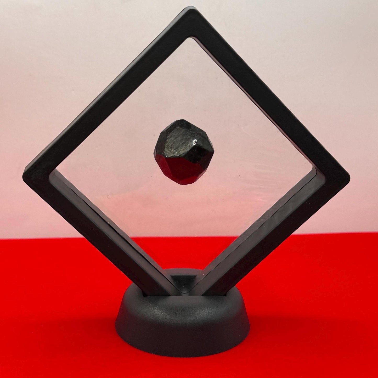 Almandine Garnet, Garnet, Morocco, Natural Garnet, Authentic, Manifestation, Protection, Rock Collection, Dodecahedron, 18.71 grams