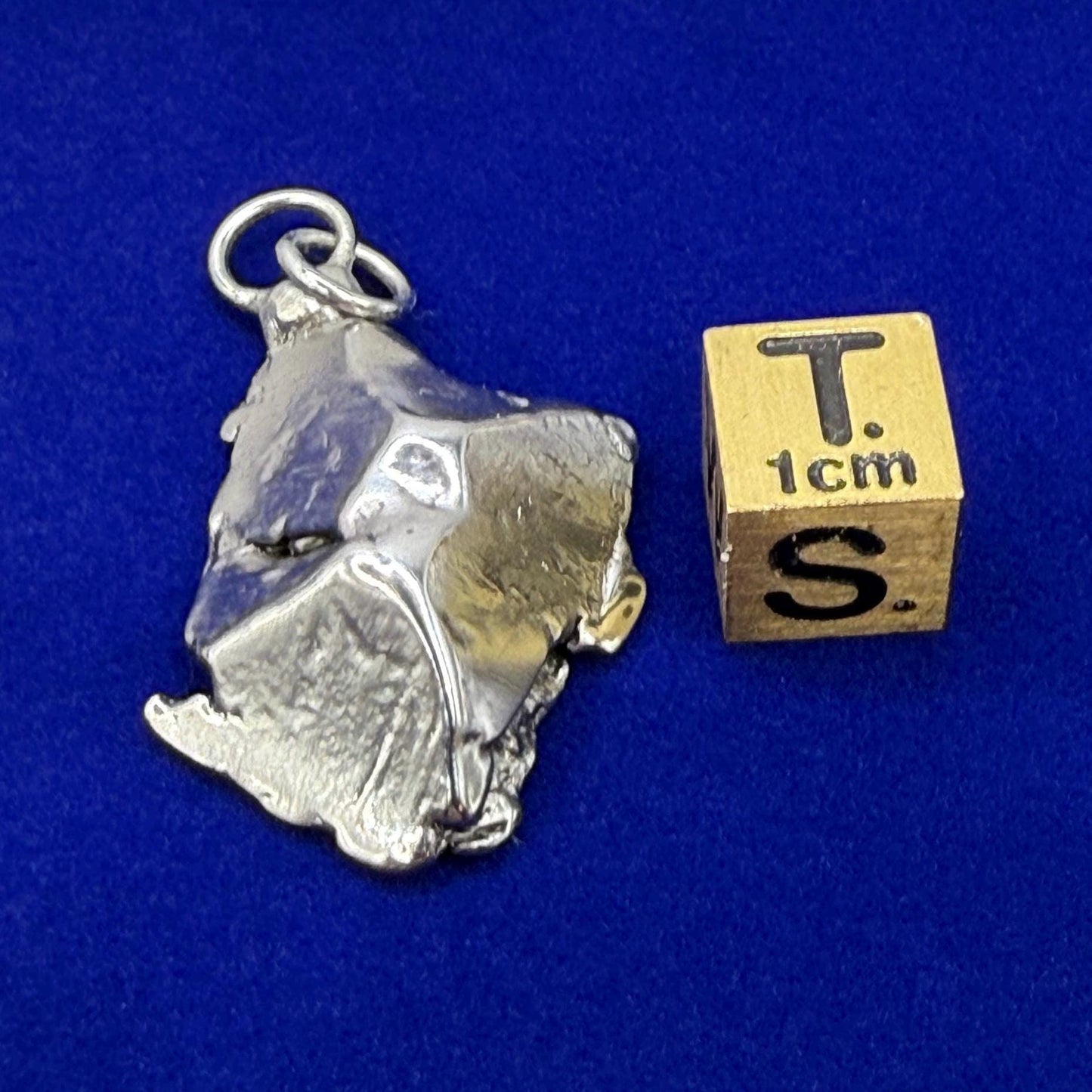 Beautiful Aletai Meteorite Pendant, 13.82 grams, Astronomy Gift, Authentic Meteorite, Meteorite Jewelry, Meteorite Pendant, COA, Space Gift