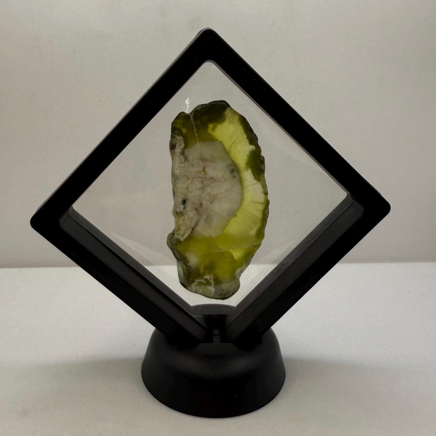 Prehnite Natrolite, Prehnite, Top Quality Prehnite, Australian Prehnite, Lucid Dreaming, Dreams, Reiki Energy, 39.13 grams|195.65 carats