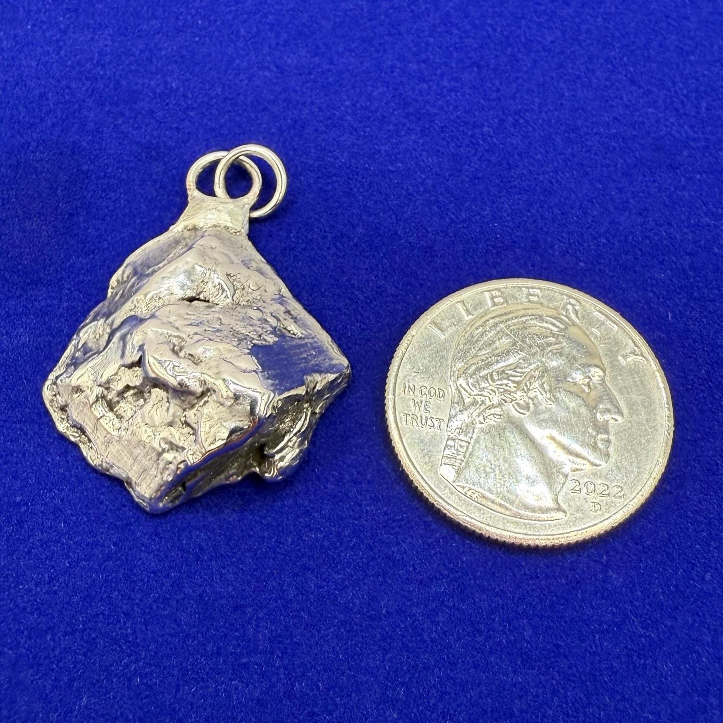 Beautiful Aletai Meteorite Pendant, 17.04 grams, Widmanstätten pattern, Astronomy Gift, Authentic Meteorite, Meteorite Jewelry, COA, Space