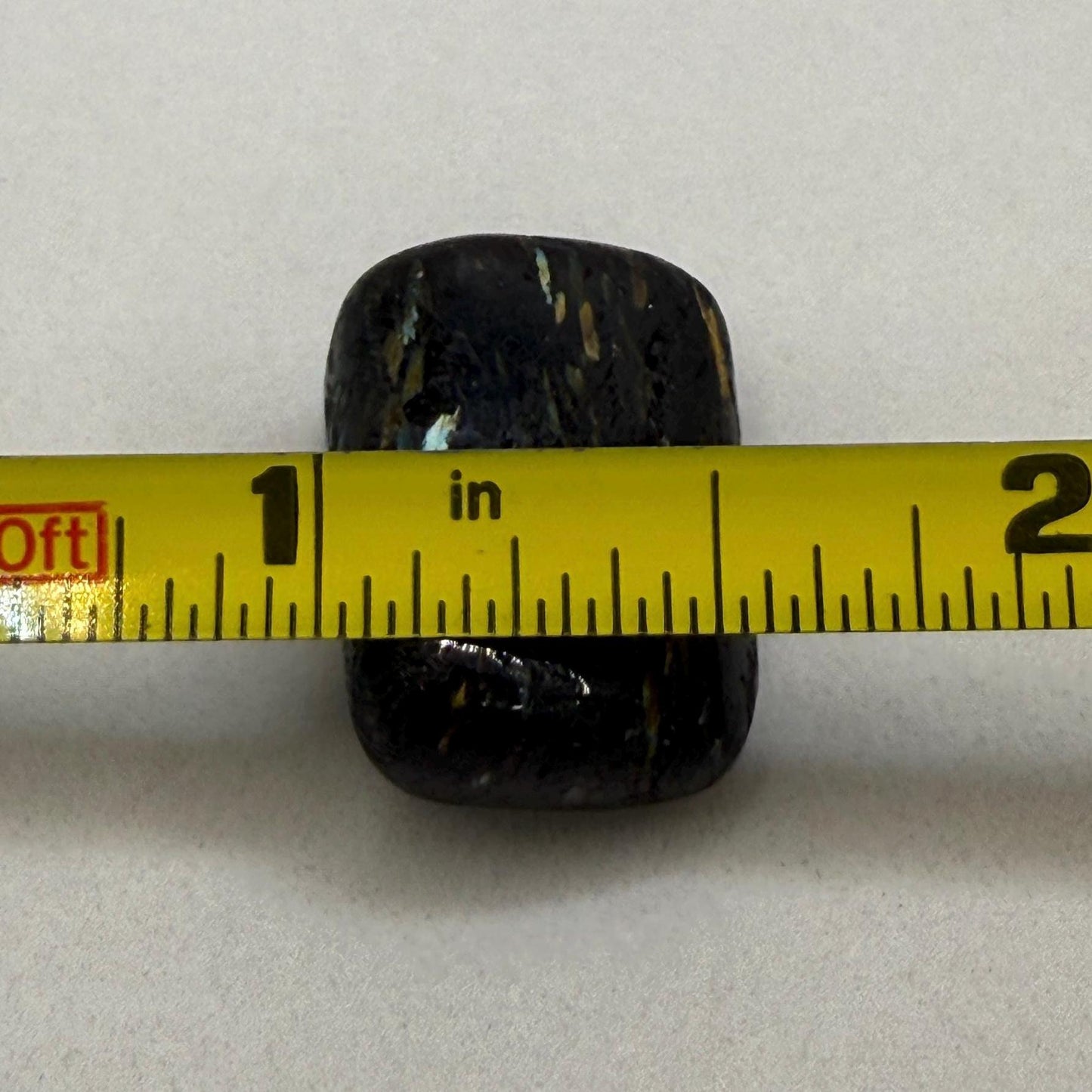 Nuummite Stone, Natural Nuummite, Greenland, Reiki, Rock Collection, Manifesting, Grounding, Energy Work, Reiki Creativity, 6,74 grams