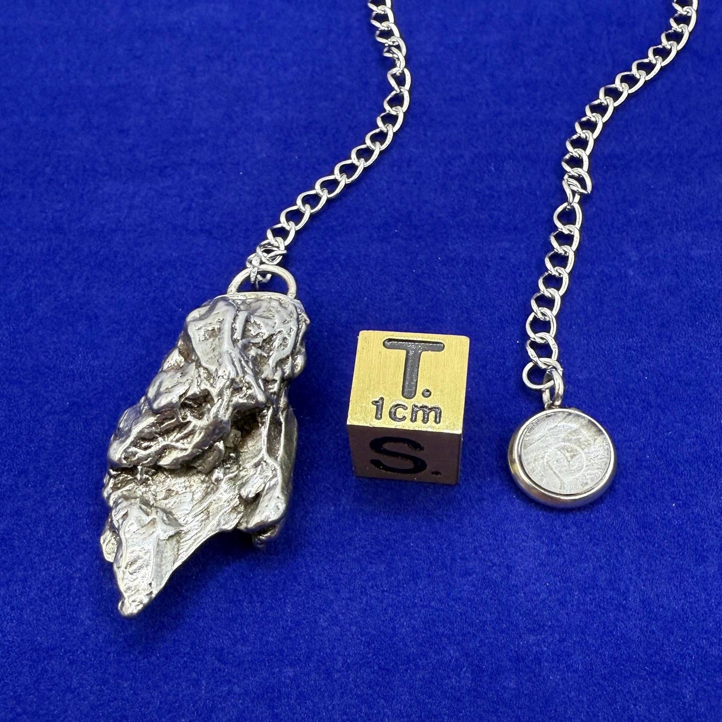 Beautiful Campo del Cielo Meteorite Pendulum, 19.06 grams, Reiki Energy, Astronomy Gift, Meditation Tool, Authentic Meteorite, Pendulum