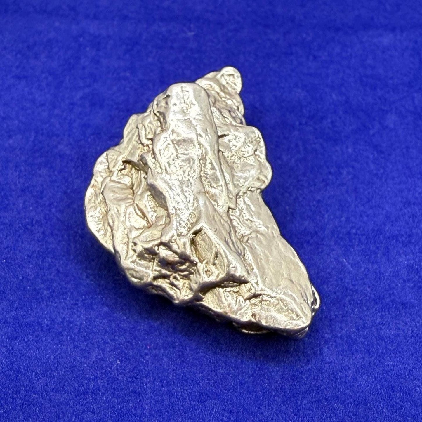 Meteorite Specimen Campo del Cielo 32.81 grams, Crescent Shape, Astronomy Gift, Space Gift, Iron Paperweight, COA, Iron Meteorite, Meteorite