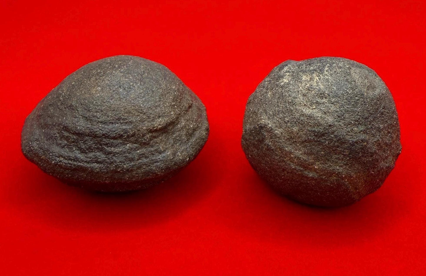 Moqui Marbles, Pair of Stones, Top Quality Stones, Shaman Stones, Southern Utah, Thunder Stones, Hopi Marbles, Sandstone, 63.08 grams