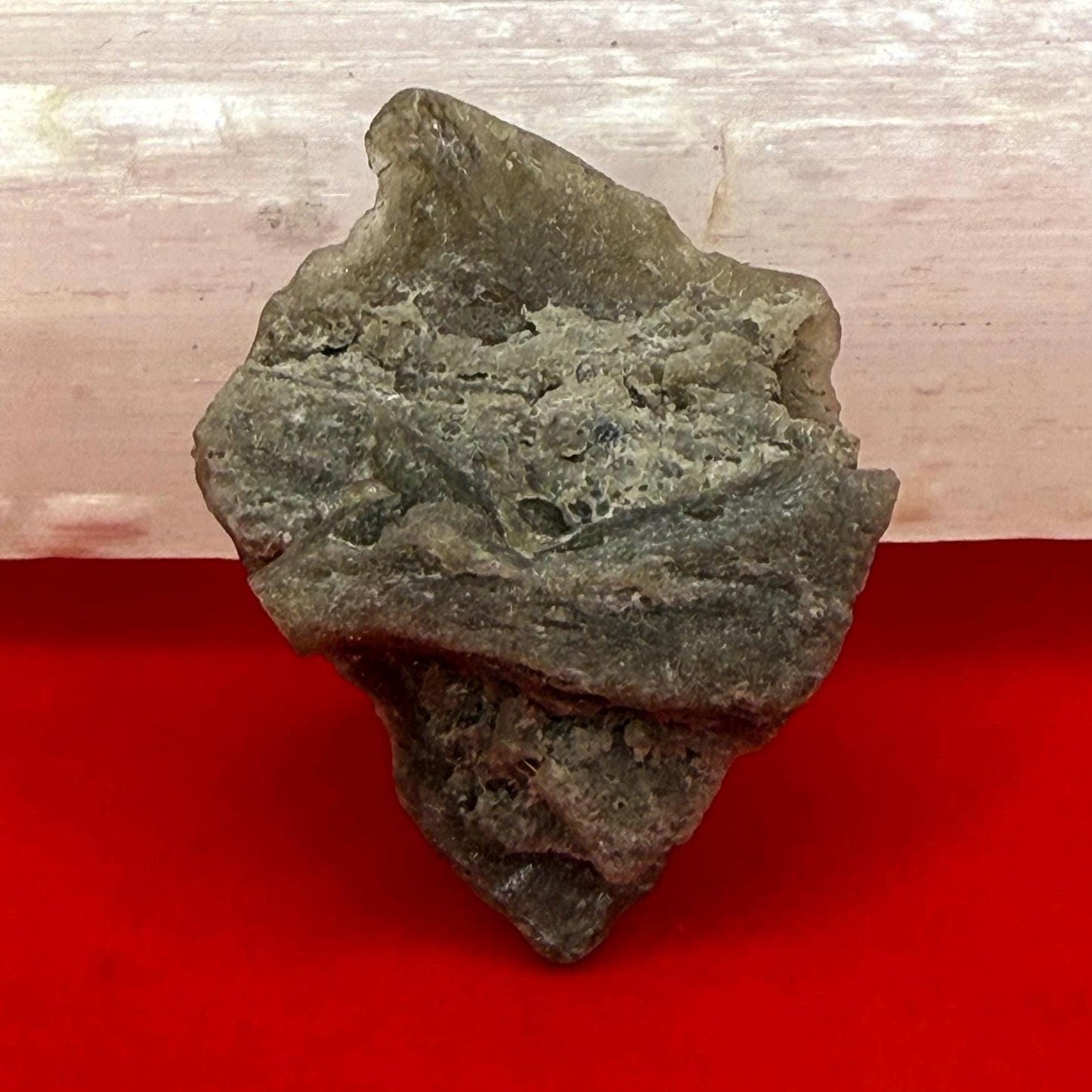Darwin Glass, Darwinite, Tektite, Grounding, Manifestation Talisman, Impactite from Tasmania, Astronomy Gift, Tektite Collection, 4.0 grams