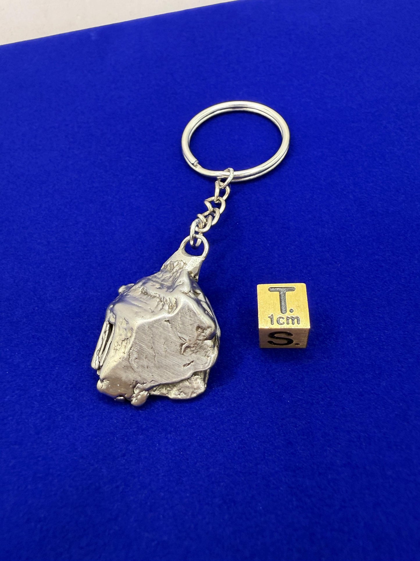 Rare Genuine Aletai Meteorite Keychain, Iron Meteorite, COA, Aletai, Astronomy Gift, Space Gift, Keychain, Space Accessories, 41.08 Grams