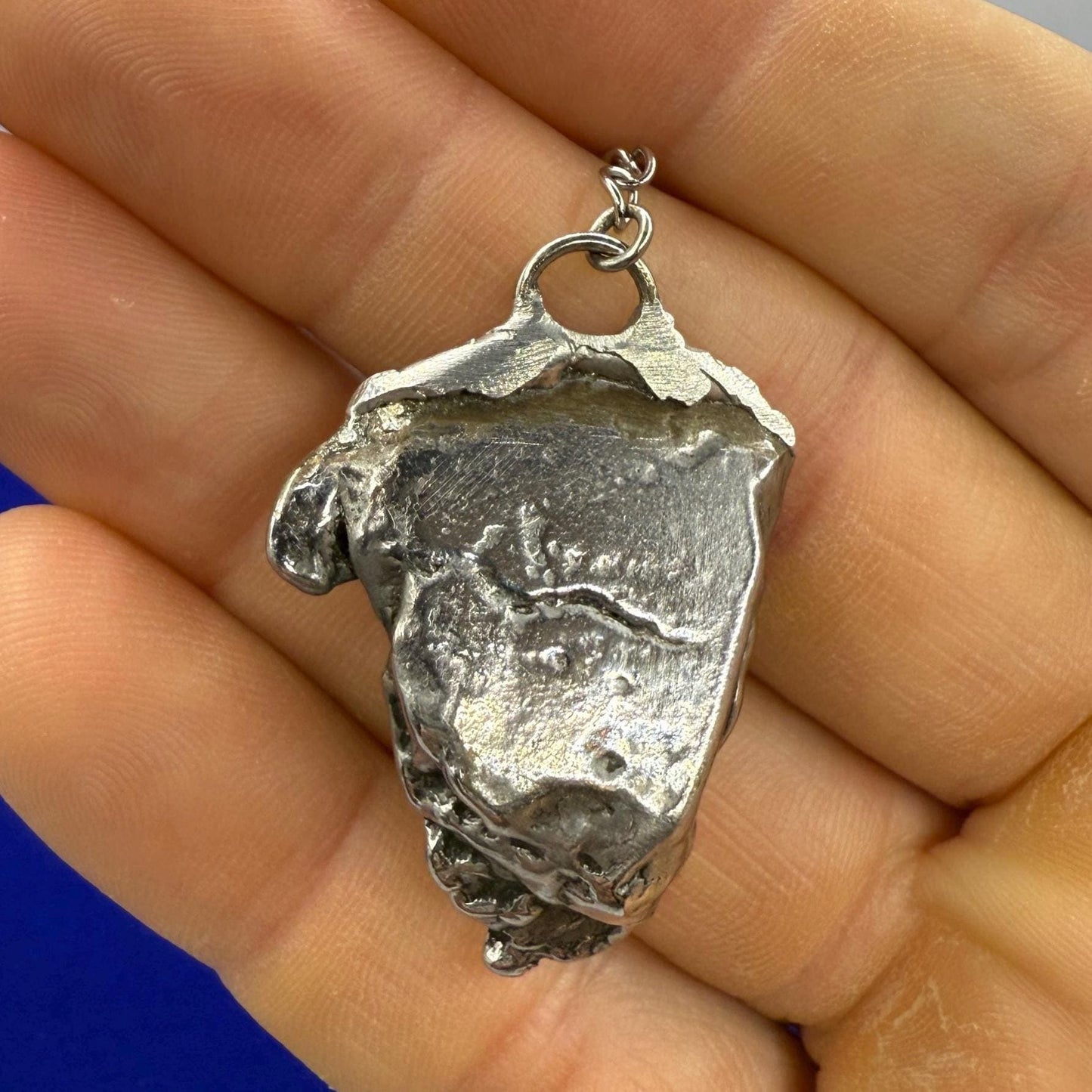 Beautiful Aletai Meteorite Pendulum, 27.66 grams, Astronomy Gift, Meditation Tool, Authentic Meteorite, Pendulum, Meteorite Pendant