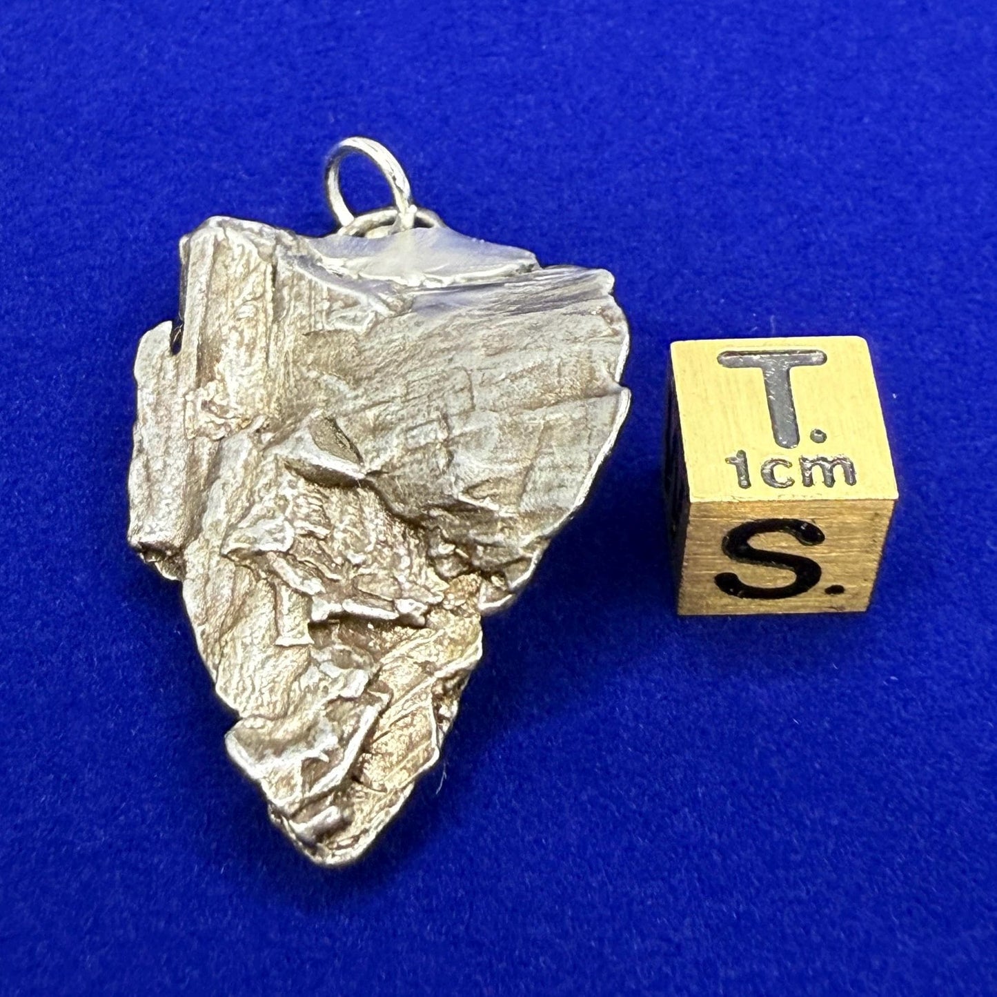 Beautiful Aletai Meteorite Pendant, 23.62 grams, Astronomy Gift, Authentic Meteorite, Meteorite Jewelry, Meteorite Pendant, COA, Space Gift