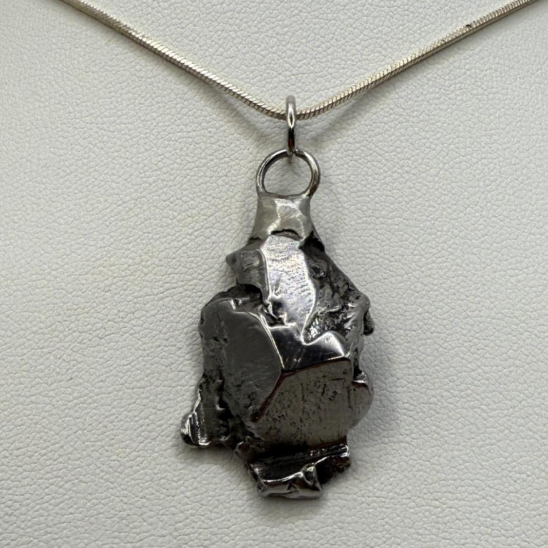 Beautiful Aletai Meteorite Pendant, 15.07 grams, Astronomy Gift, Authentic Meteorite, Meteorite Jewelry, Meteorite Pendant, COA, Space Gift
