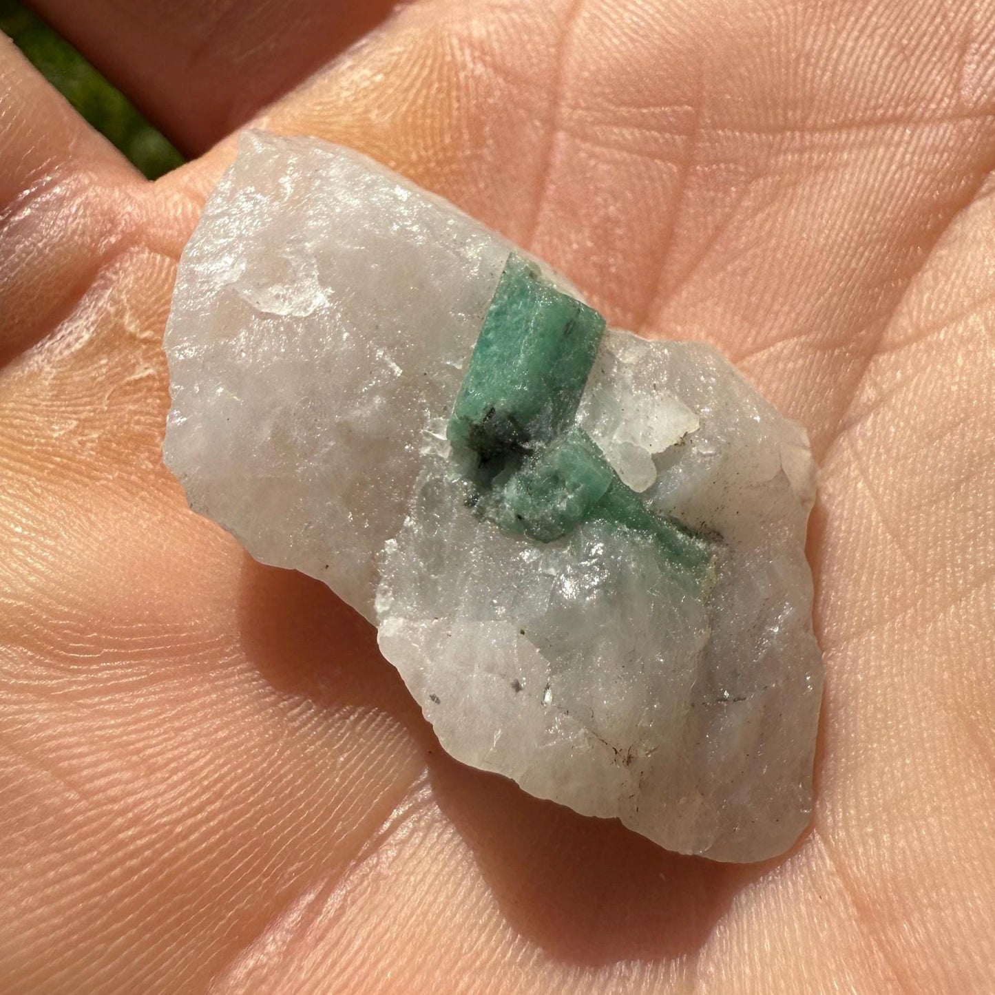 Rough Emerald on Quartz Matrix, Bahia, Brazil Emerald Stone, Brazilian Emerald, Heart Chakra, Brazilian Emerald, 7.70 grams