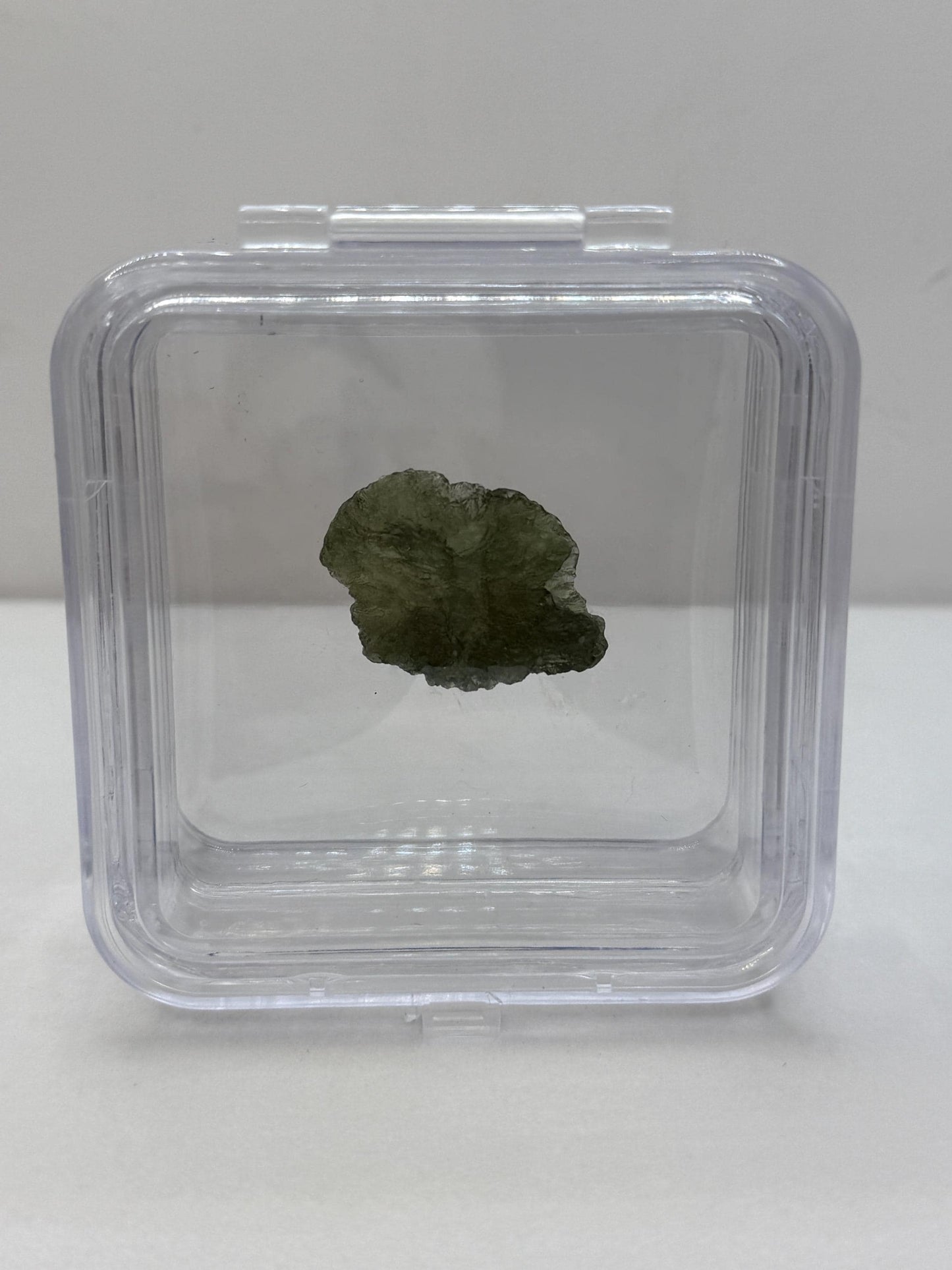 Authentic Moldavite Tektite Specimen: Czech Republic, Reiki Energy, 4.54g/22.7ct