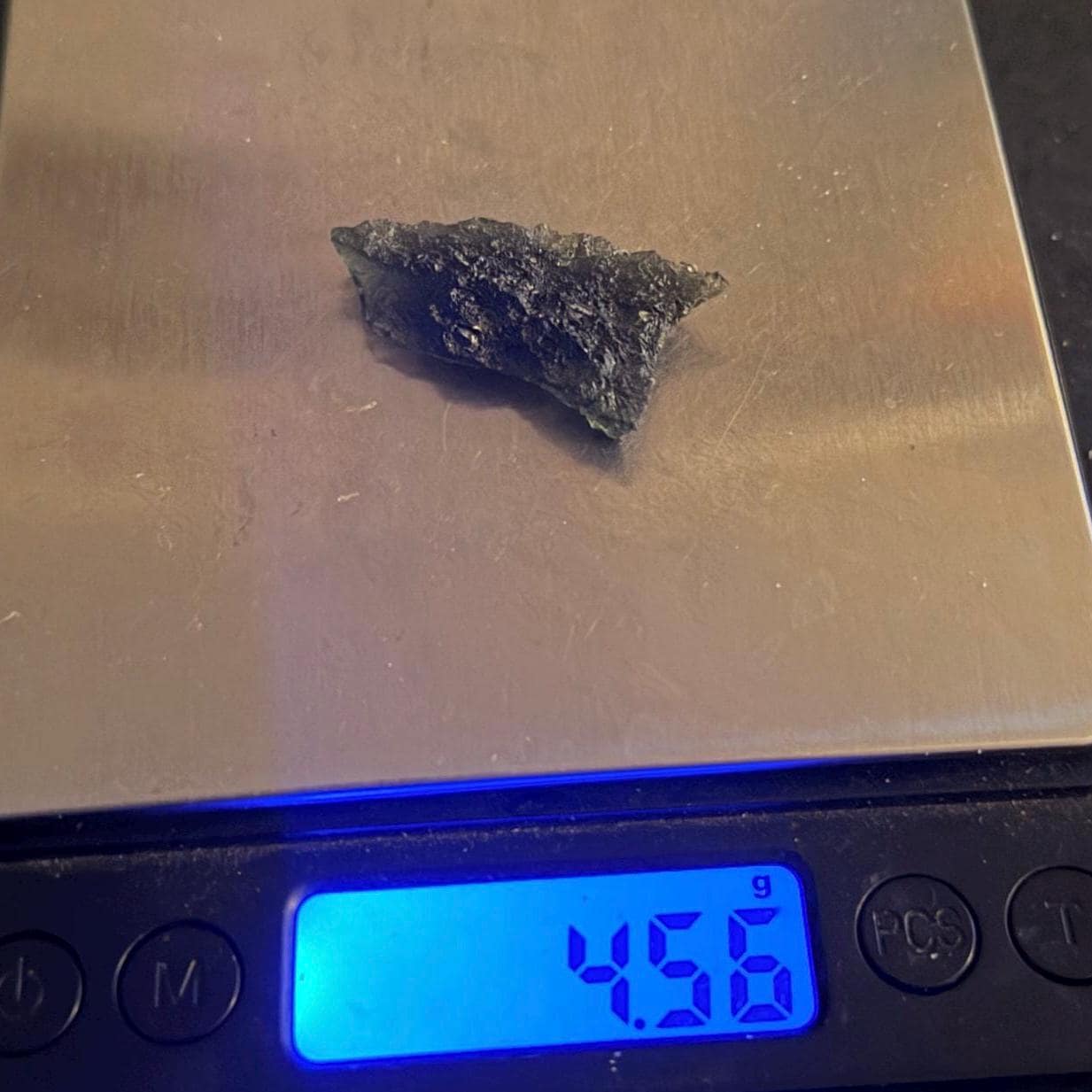 Authentic Moldavite Tektite Specimen: 4.56g/22.8ct