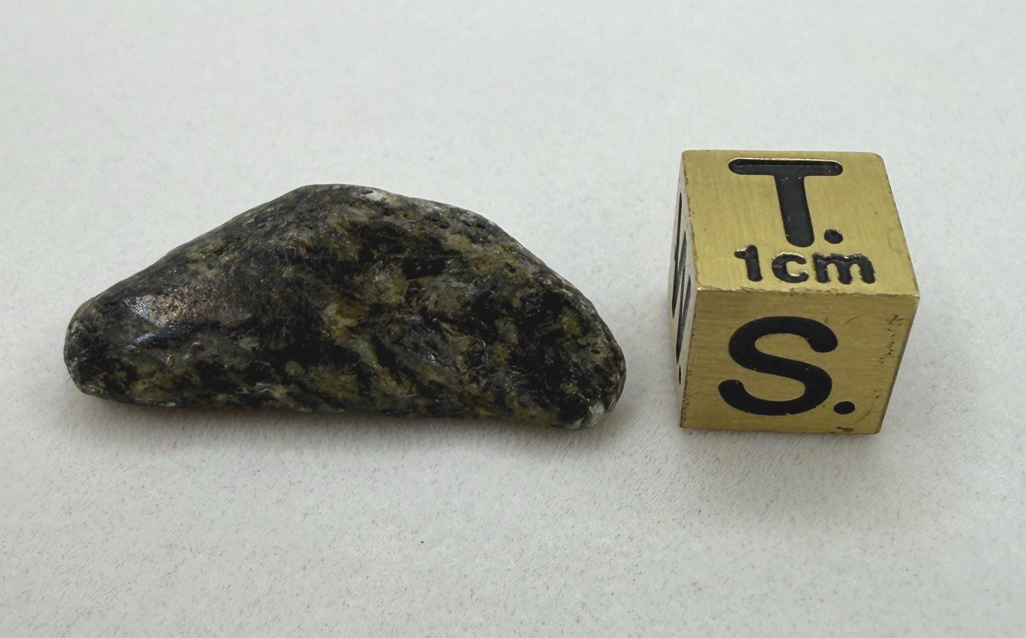 Rare Nuummite Crystal Finland, Genuine Sorcerer’s Stone, Iridescent Stone, 2.84g