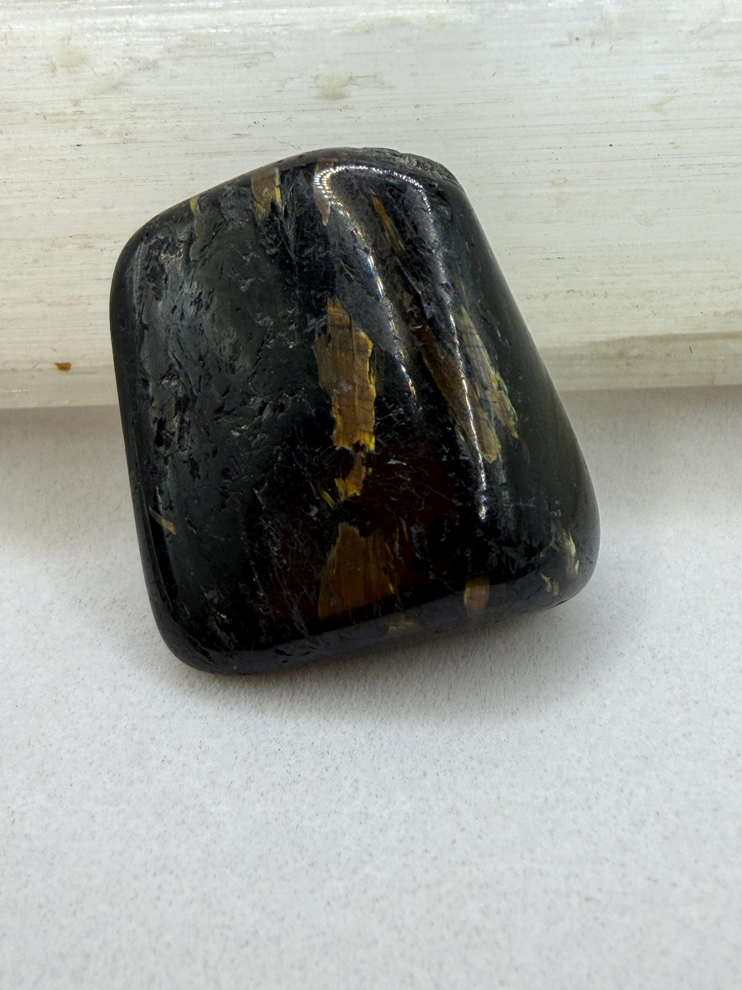 Fiery Flash Nuummite Stone: Greenland Sorcerer's Gem, Macrame Necklace
