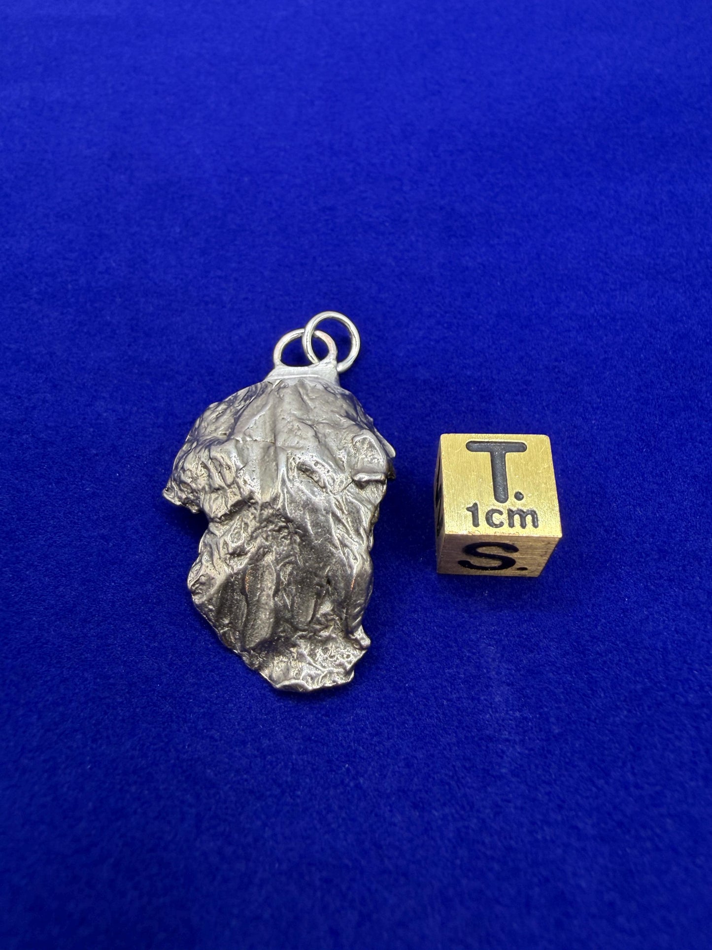 Gebel Kamil Iron Meteorite Pendant, 17.31 grams, Egypt, Authentic Meteorite