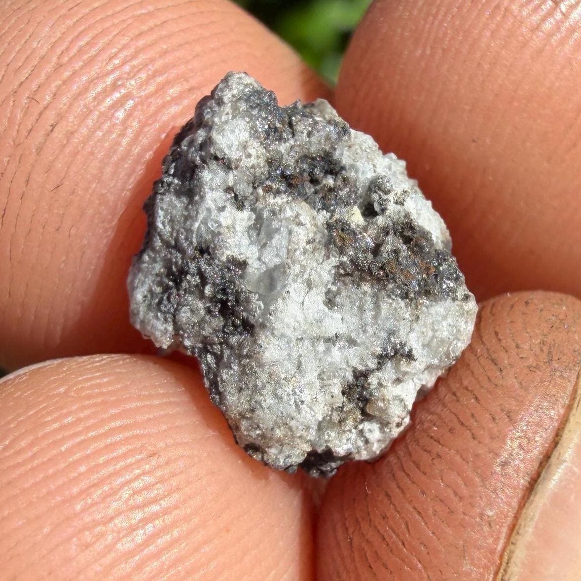 Ksar Ghilane 022 Meteorite, KG 022, Ungrouped Achondrite, Possibly Mercurian, 1.16g
