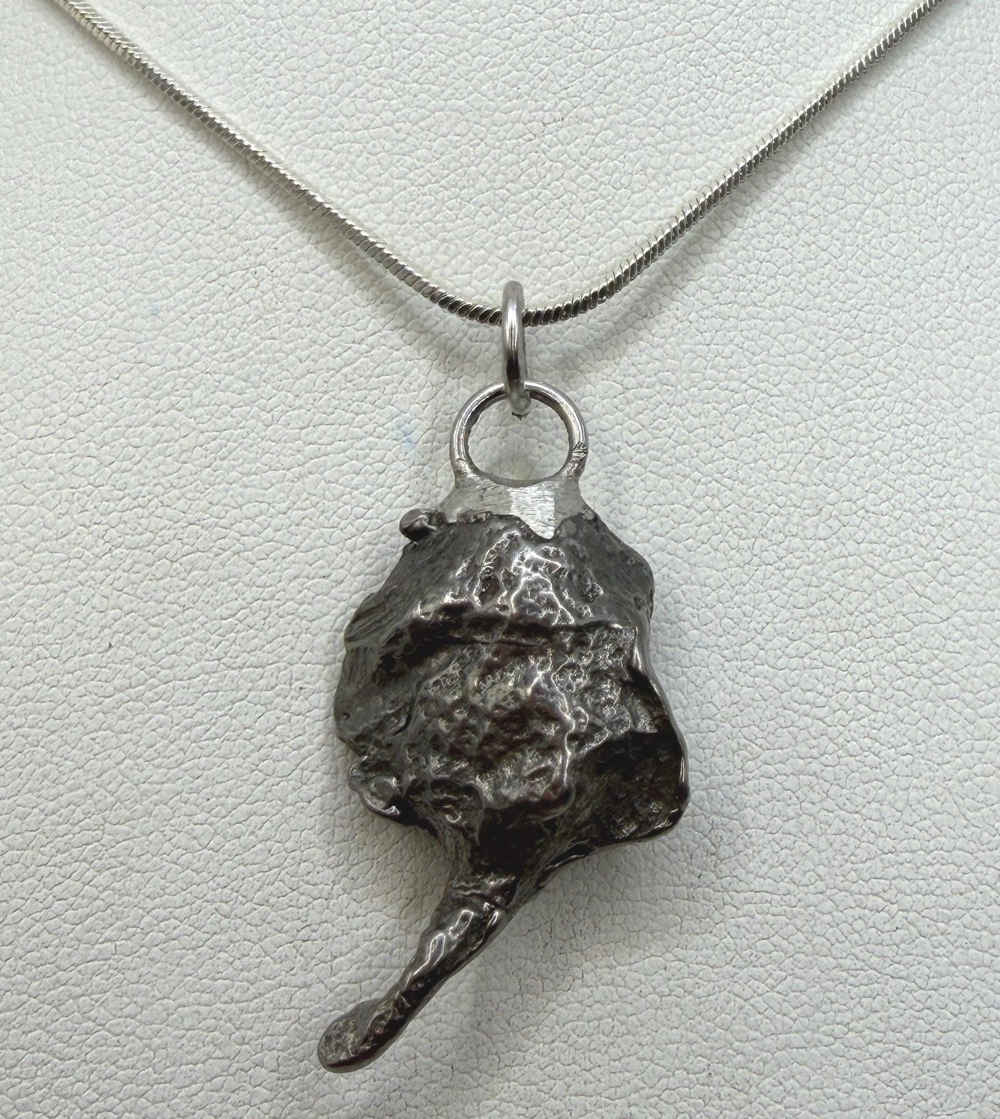 Gebel Kamil Iron Meteorite Pendant, 9.26 grams, Egypt, Authentic Meteorite
