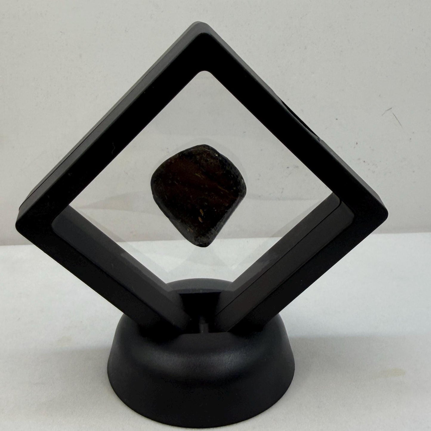 Greenland Nuummite Stone: Reiki Healing Crystal with Macrame Necklace, 8.27g