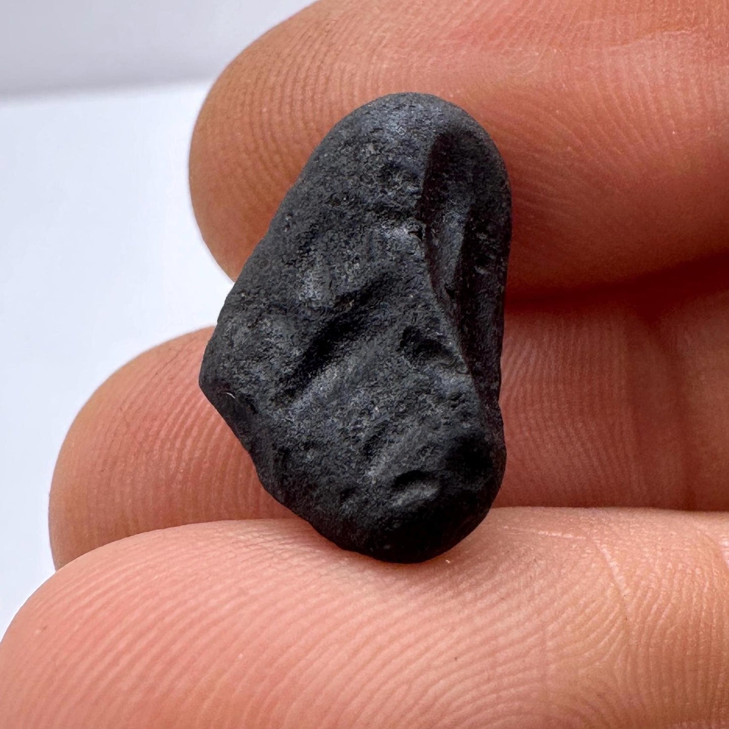 Saffordite Specimen: Arizona Cintamani Stone, Metaphysical Obsidian, Pseudo-Tektite, 1.95 grams