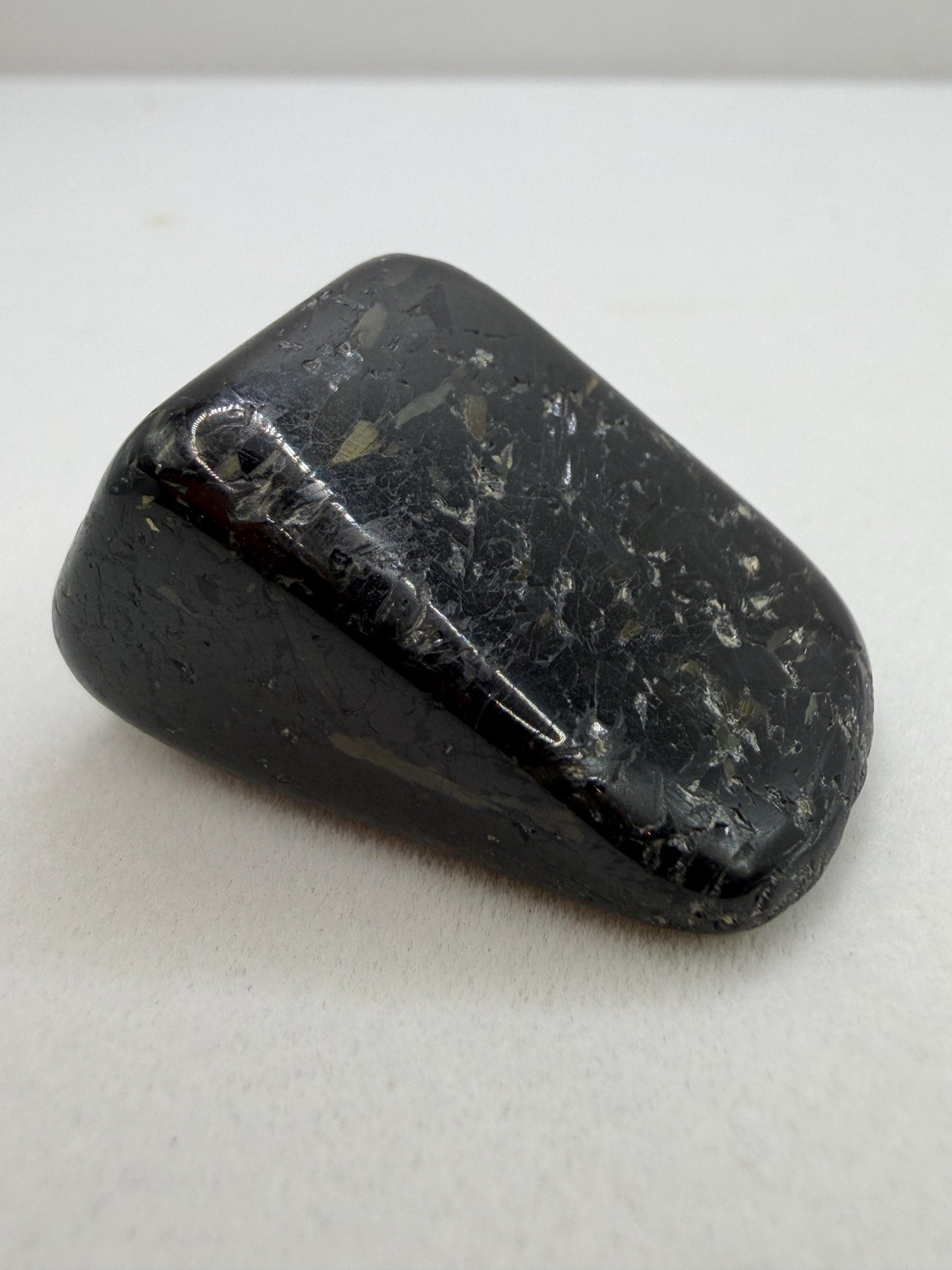 Fiery Nuummite Stone: Sorcerer's Stone from Greenland, Energy Work, Golden Flashes, 16.70 grams