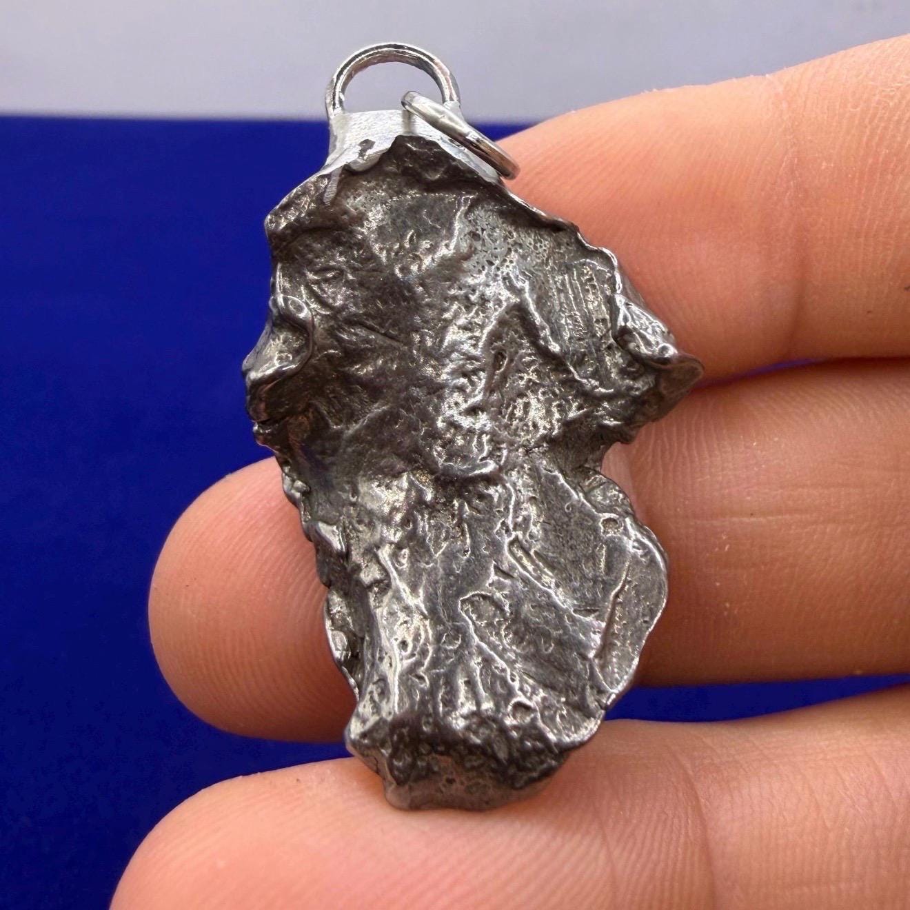 Gebel Kamil Iron Meteorite Pendant, 17.31 grams, Egypt, Authentic Meteorite