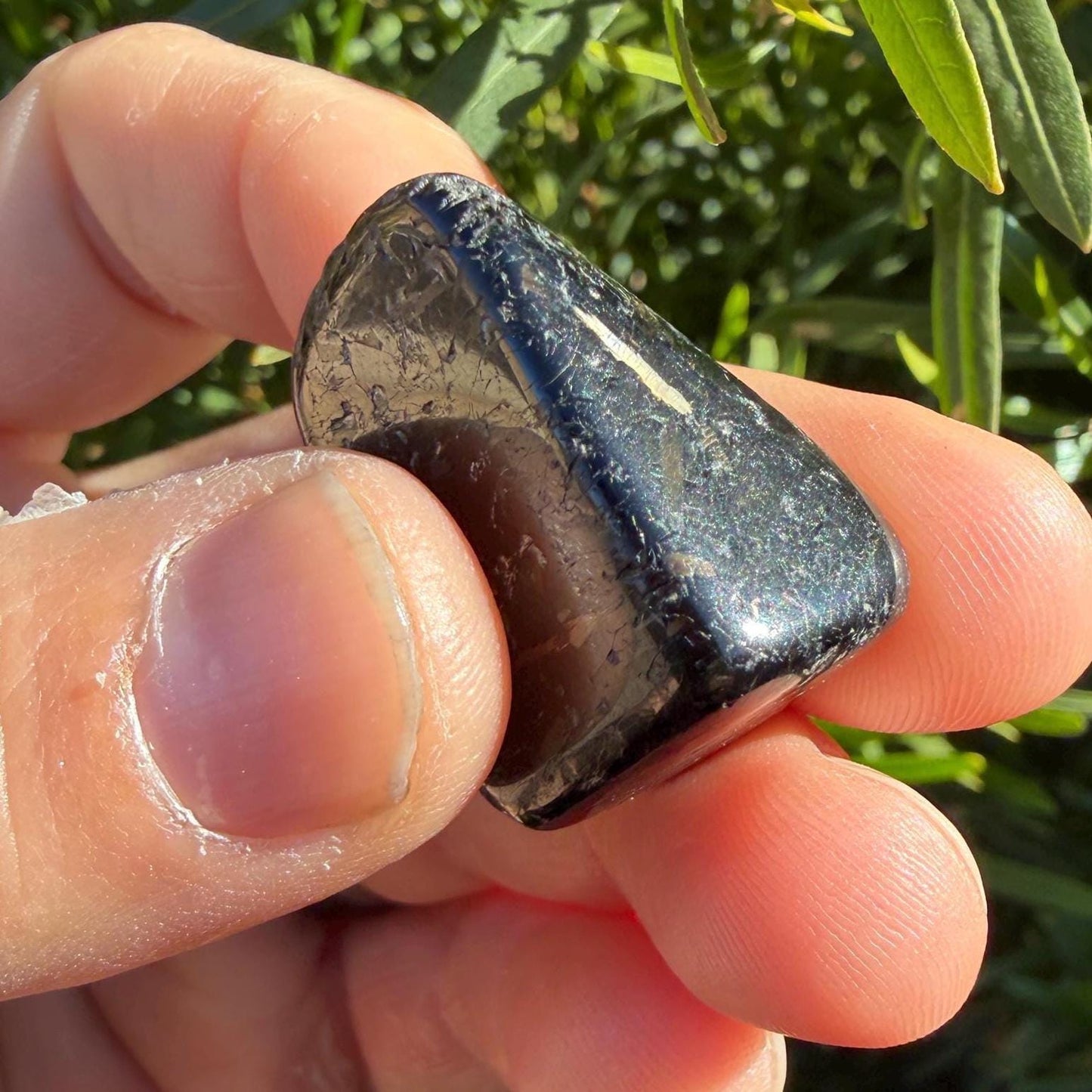 Fiery Nuummite Stone: Sorcerer's Stone from Greenland, Energy Work, Golden Flashes, 16.70 grams