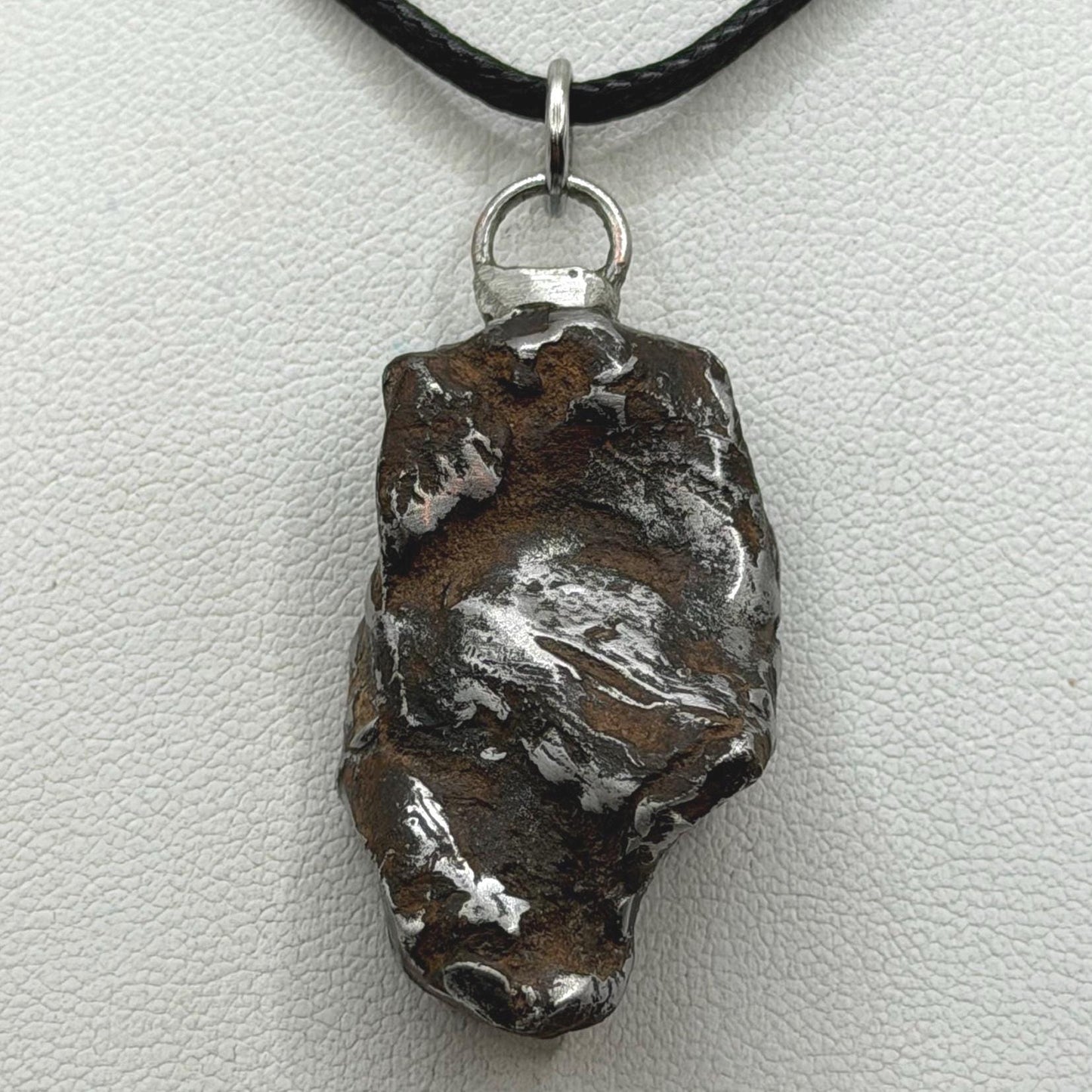 Gebel Kamil Iron Meteorite Pendant, 23.46 grams, Egypt, Authentic Meteorite