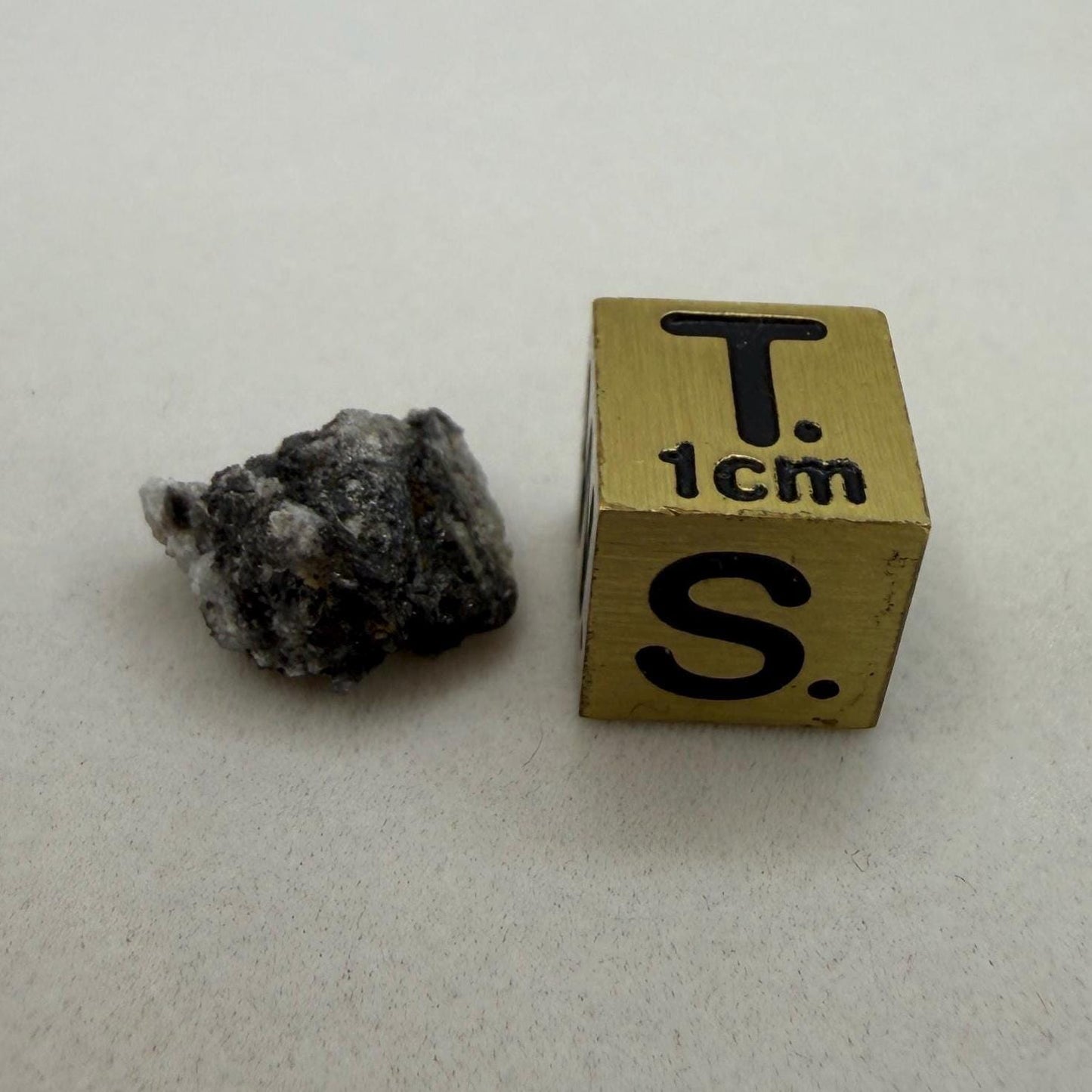 Ksar Ghilane 022 Meteorite, KG 022, Ungrouped Achondrite, Possibly Mercurian, 0.92g