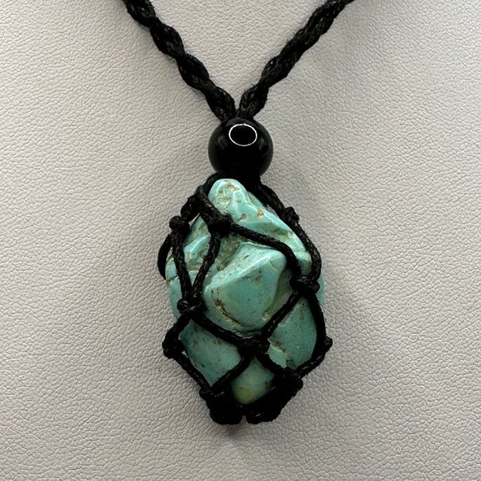 Kingman Turquoise Nugget: Arizona Gemstone, 11.18g/55.9ct