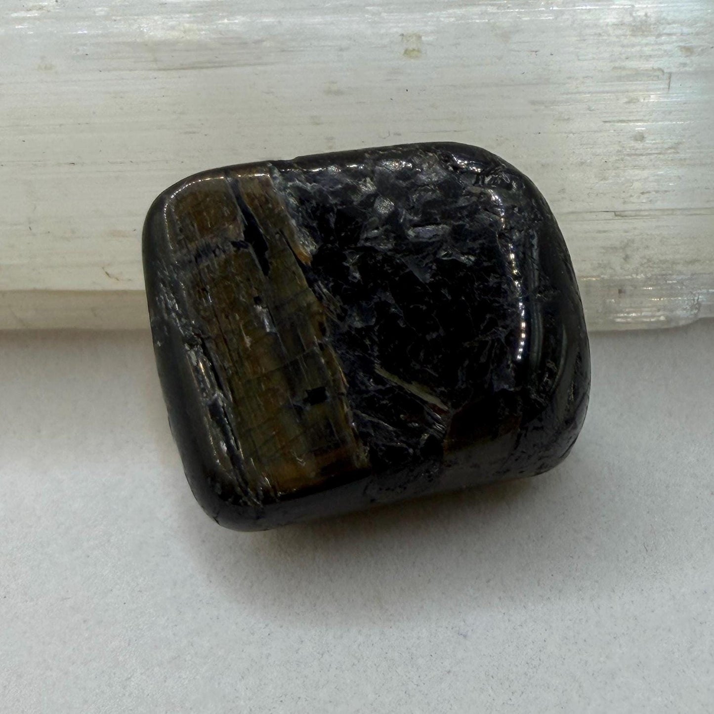 Greenland Nuummite Stone: Reiki Healing Stone, Protection Talisman, 9.61 grams