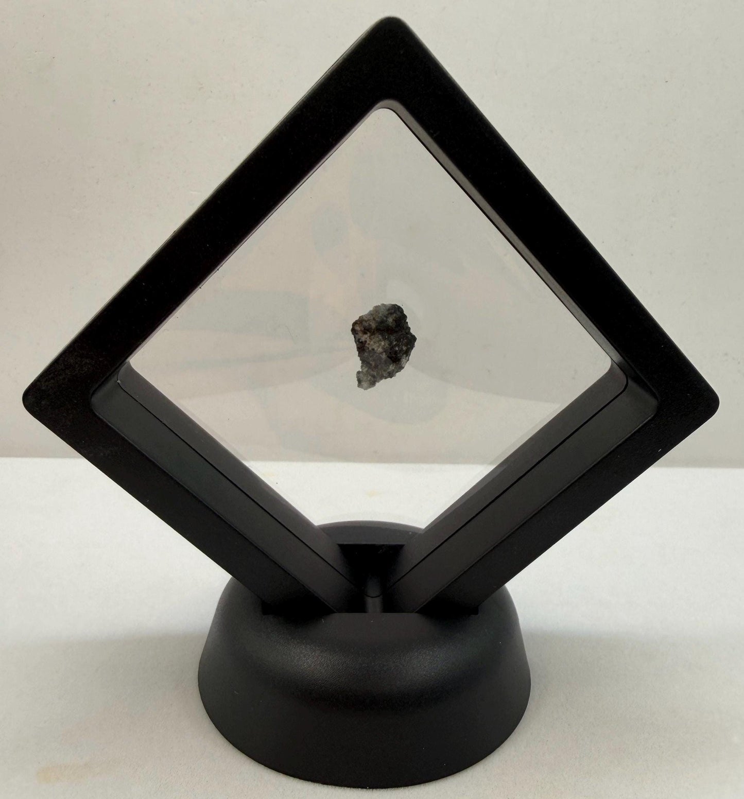 Ksar Ghilane 022 Meteorite, KG 022, Ungrouped Achondrite, Possibly Mercurian, 0.92g