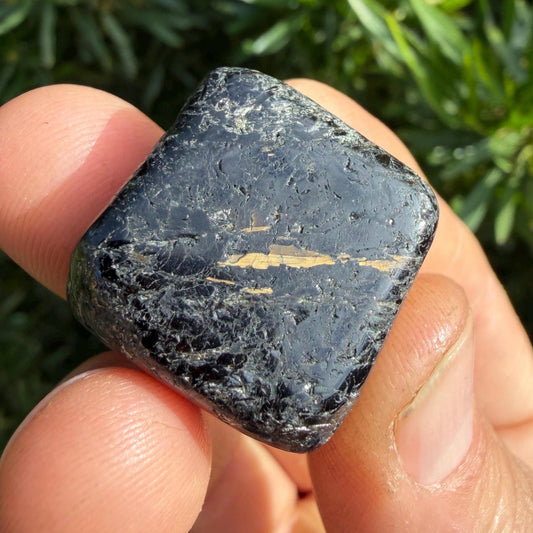 Nuummite Stone: Rare Greenland Gemstone Talisman, Ancient Transformation Crystal, 25.14 grams
