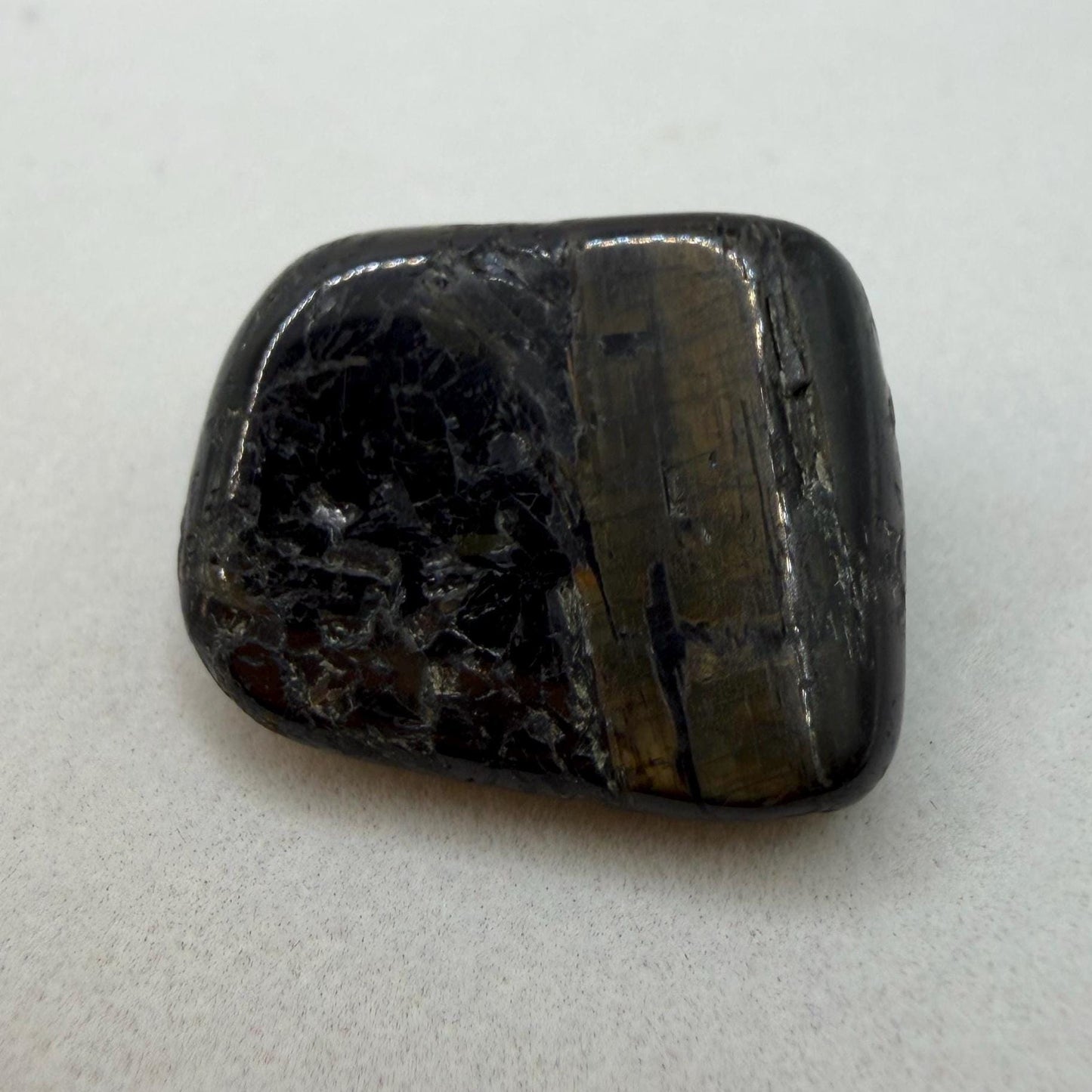 Greenland Nuummite Stone: Reiki Healing Stone, Protection Talisman, 9.61 grams