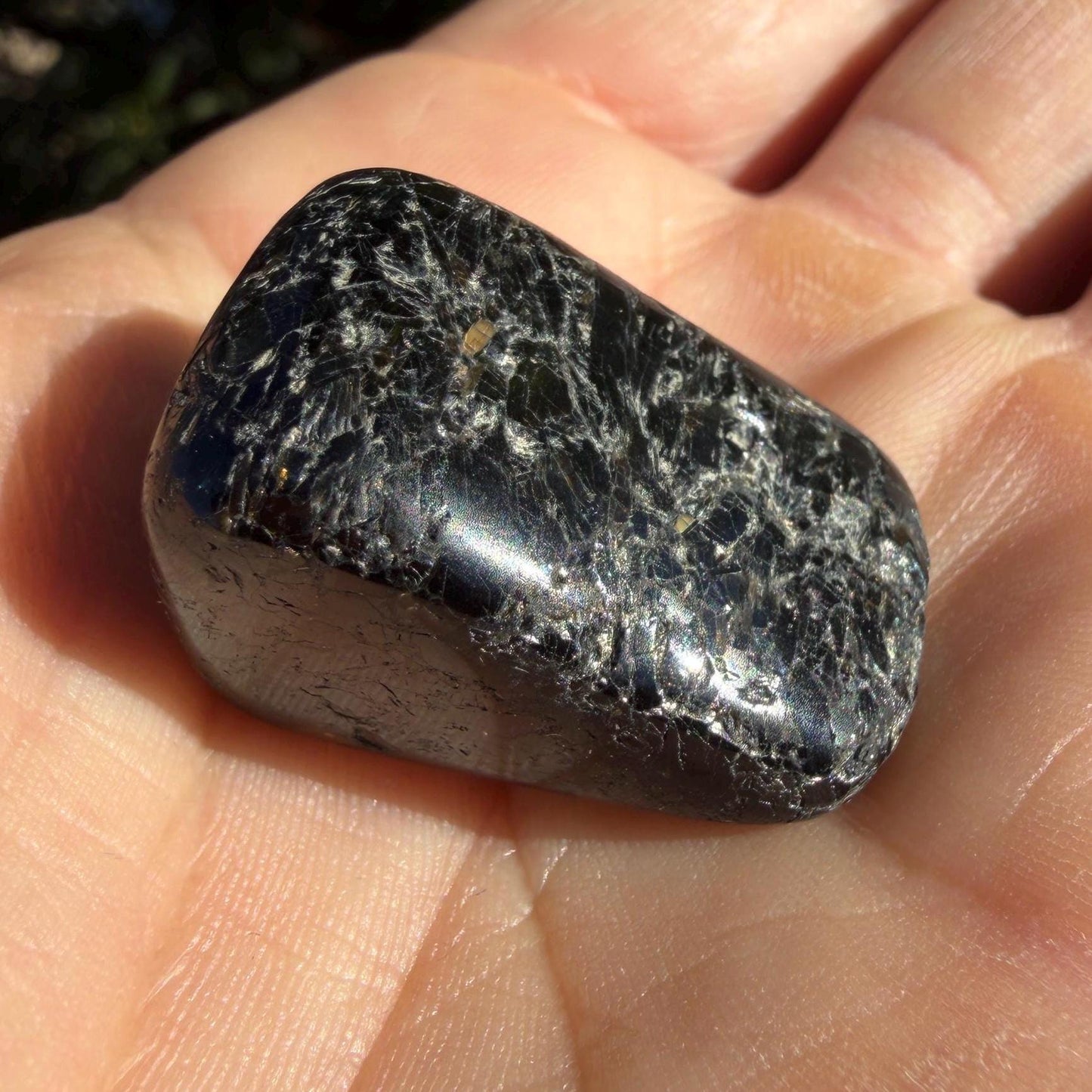 Fiery Nuummite Stone: Sorcerer's Stone from Greenland, Energy Work, Golden Flashes, 16.70 grams