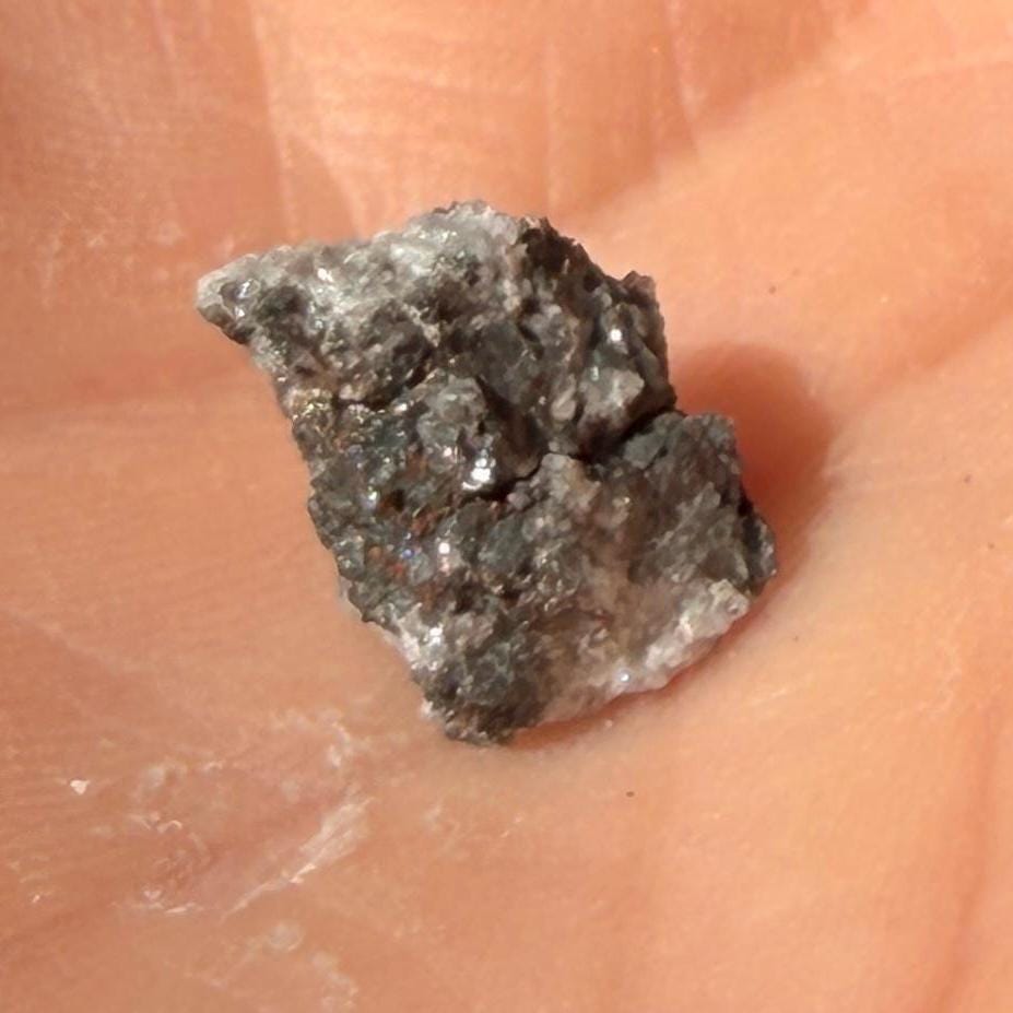 Ksar Ghilane 022 Meteorite, KG 022, Ungrouped Achondrite, Possibly Mercurian, 0.92g