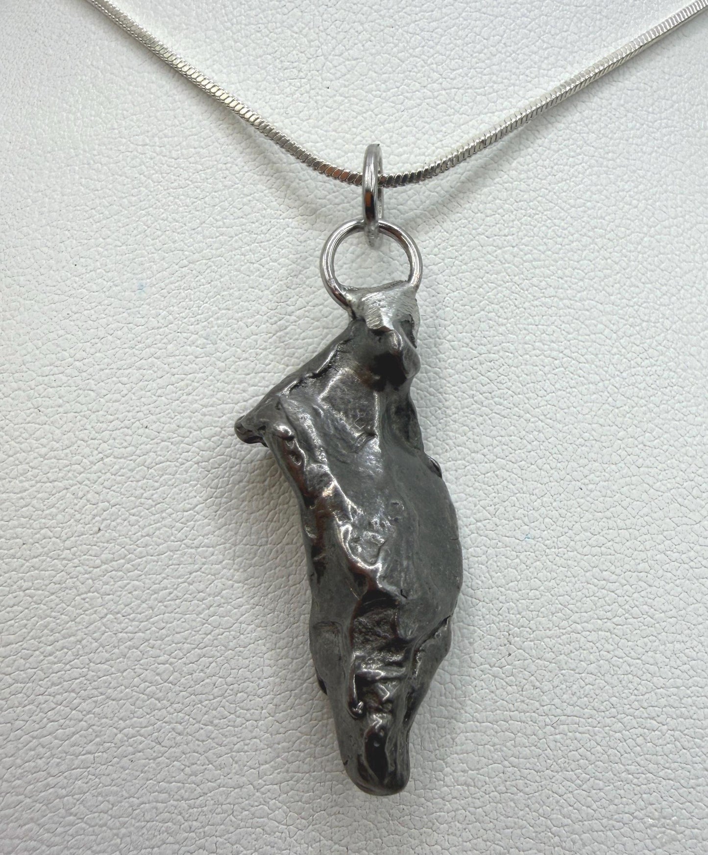 Gebel Kamil Iron Meteorite Pendant, 10.15 grams, Egypt, Authentic Meteorite