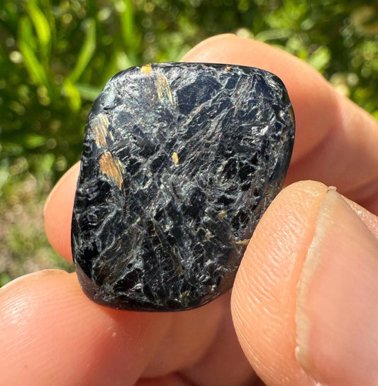 Greenland Nuummite Stone: Ancient Iridescent Gemstone, 12.70 grams