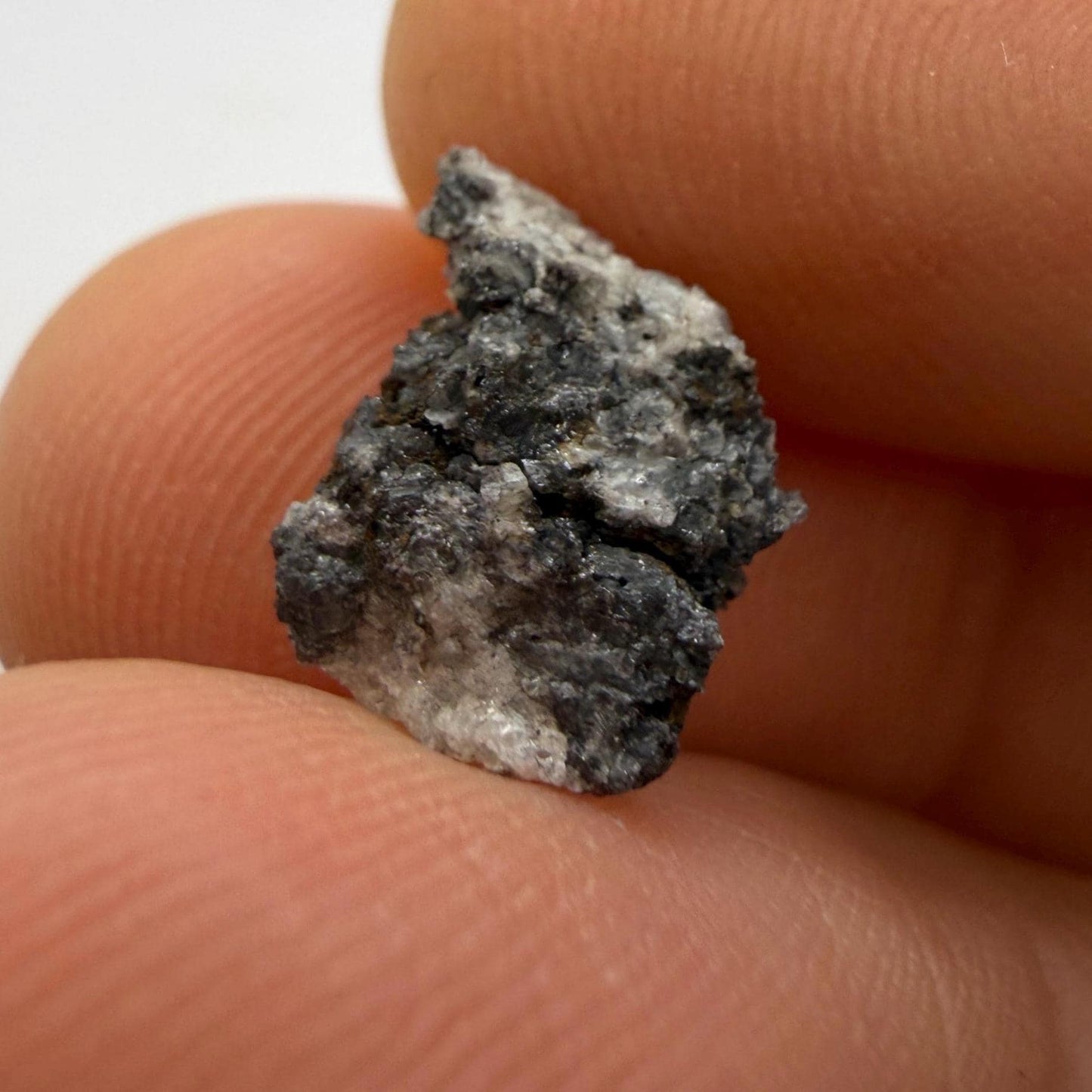 Ksar Ghilane 022 Meteorite, KG 022, Ungrouped Achondrite, Possibly Mercurian, 0.92g