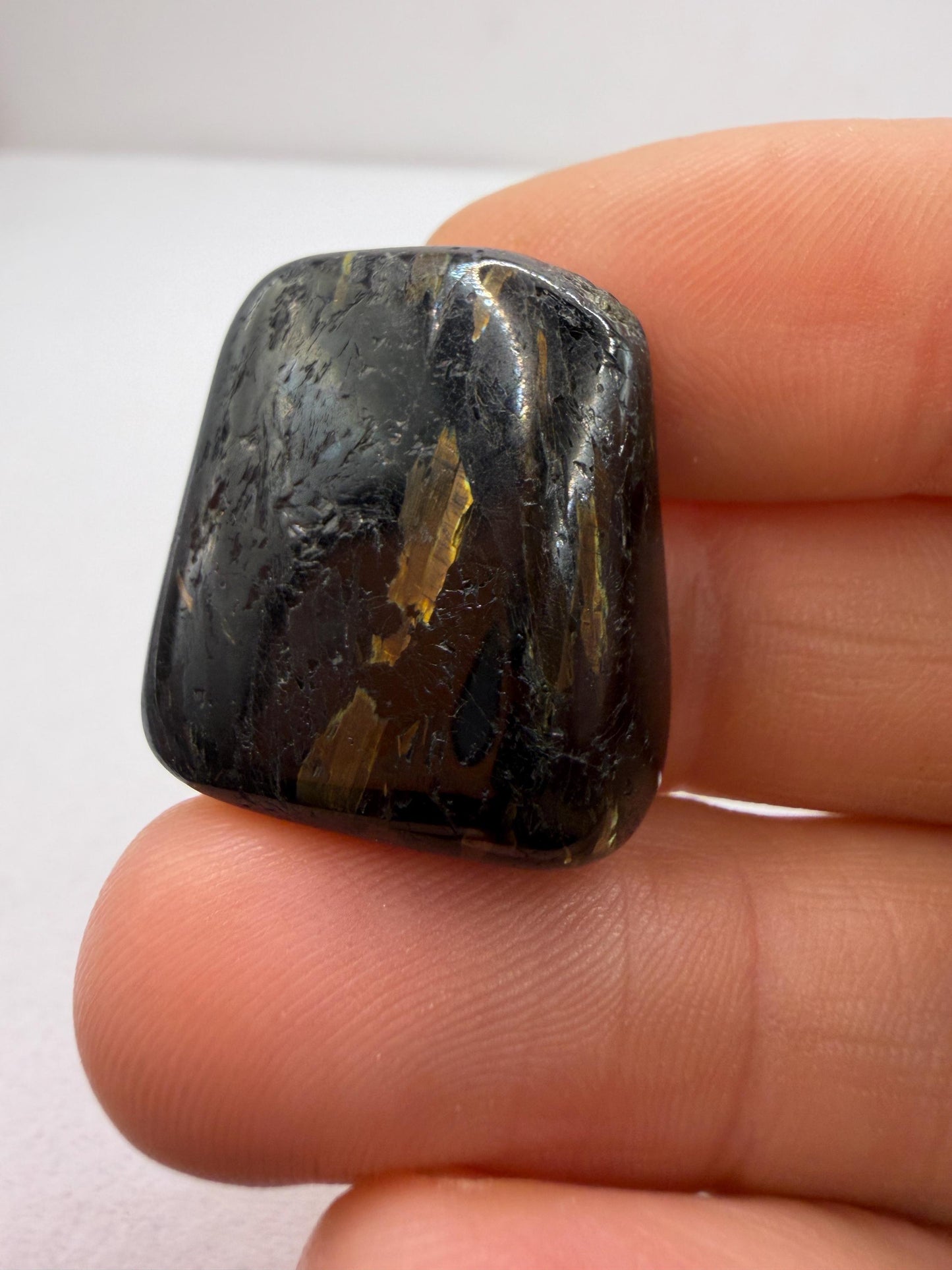 Fiery Flash Nuummite Stone: Greenland Sorcerer's Gem, Macrame Necklace