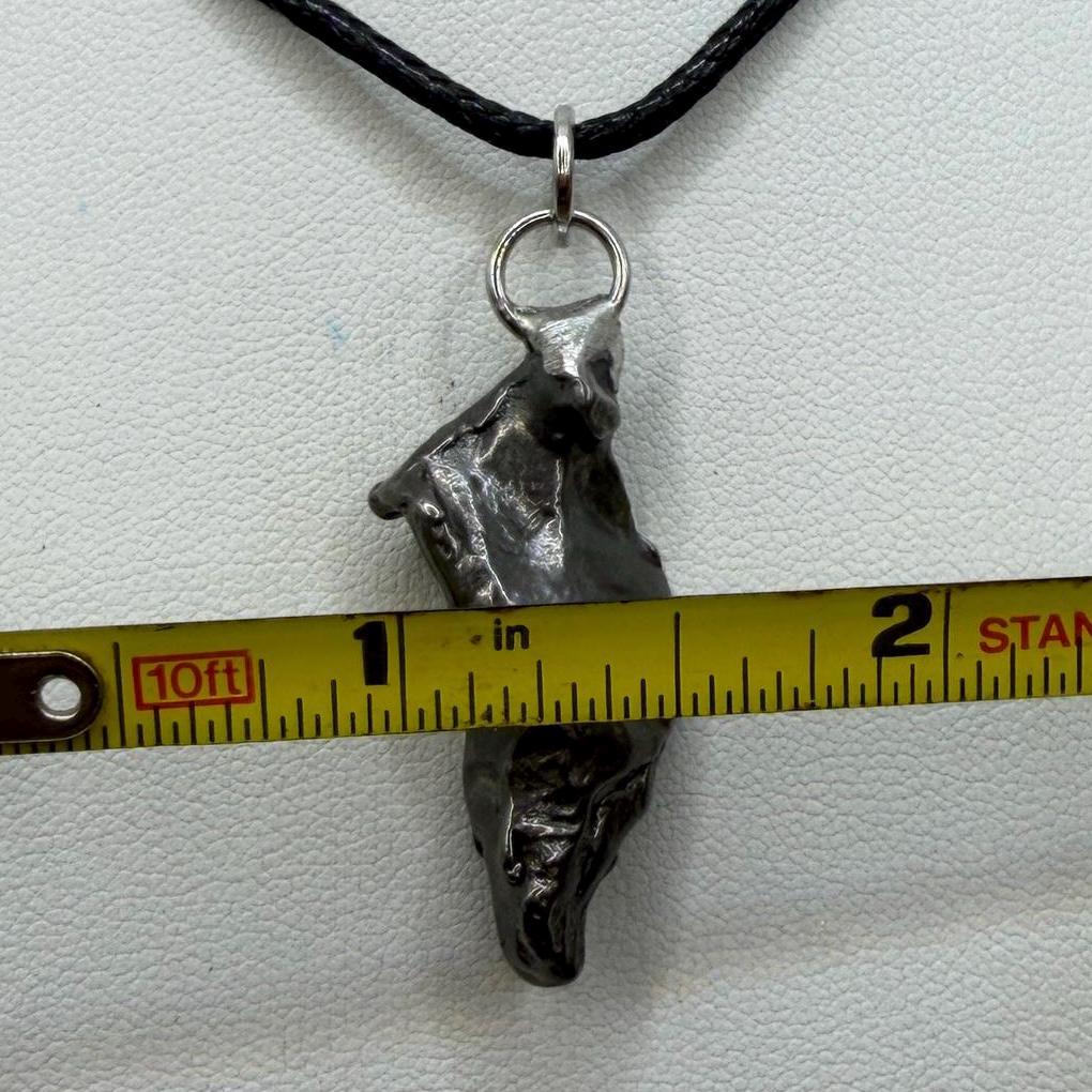 Gebel Kamil Iron Meteorite Pendant, 10.15 grams, Egypt, Authentic Meteorite