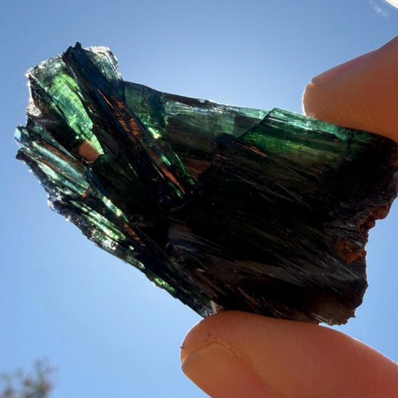 Rare Brazilian Vivianite Crystal: Reiki Energy Stone, Collector's Gem, 22.44g/112.2ct