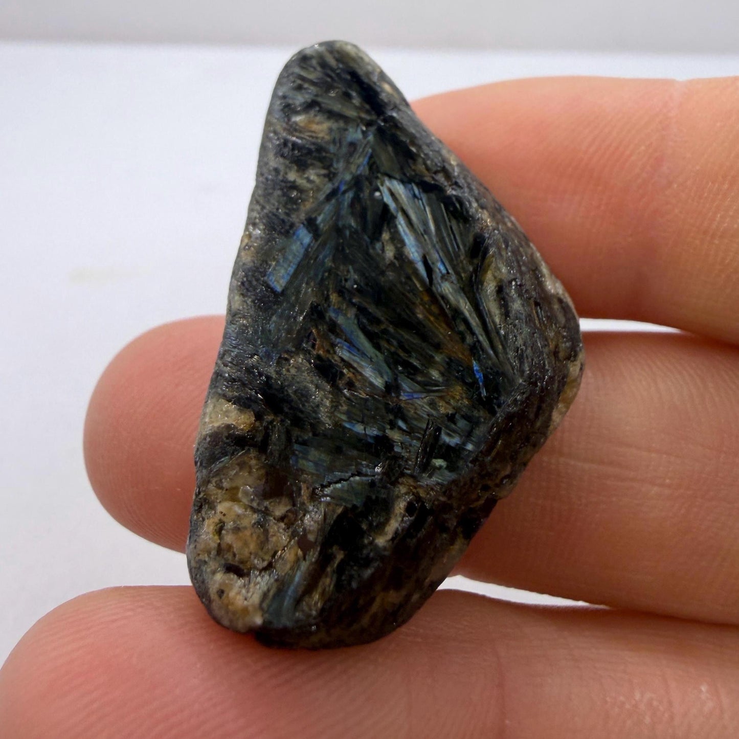 Rare Nuummite Crystal Finland, Genuine Sorcerer’s Stone, Iridescent Stone, 13.12g