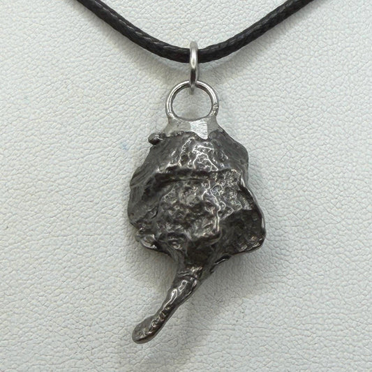 Gebel Kamil Iron Meteorite Pendant, 9.26 grams, Egypt, Authentic Meteorite